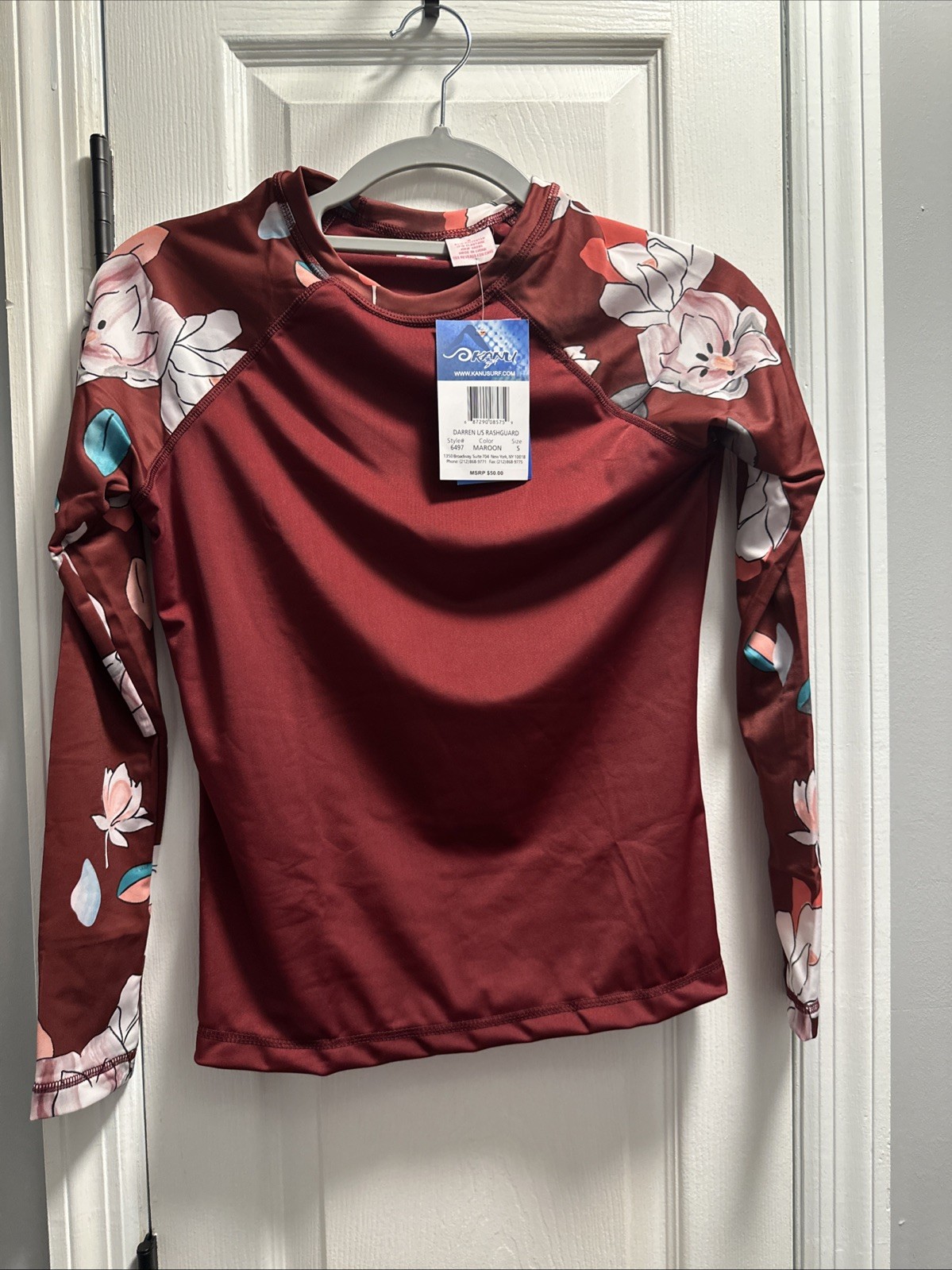 Kanu Surf Women’s Long-Sleeve UPF 50+ Rashguard Darren Maroon Small NWT