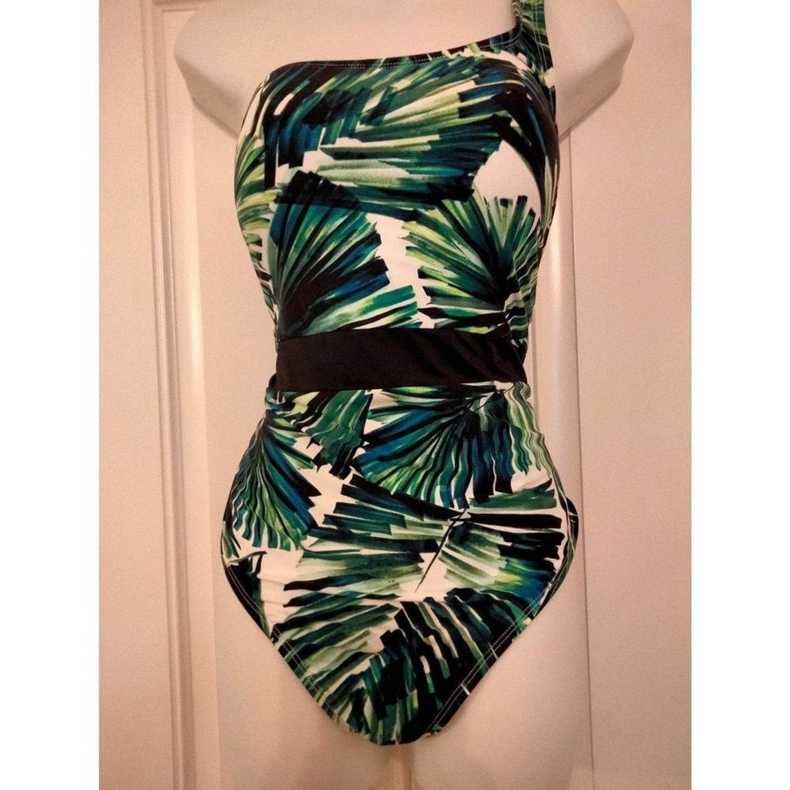 One Piece tropical leaf design Swimsuit women XL