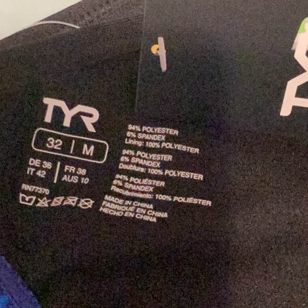 NWT TYR Size M (32) W Cutout Lap Swimsuit Deep Ultramarine