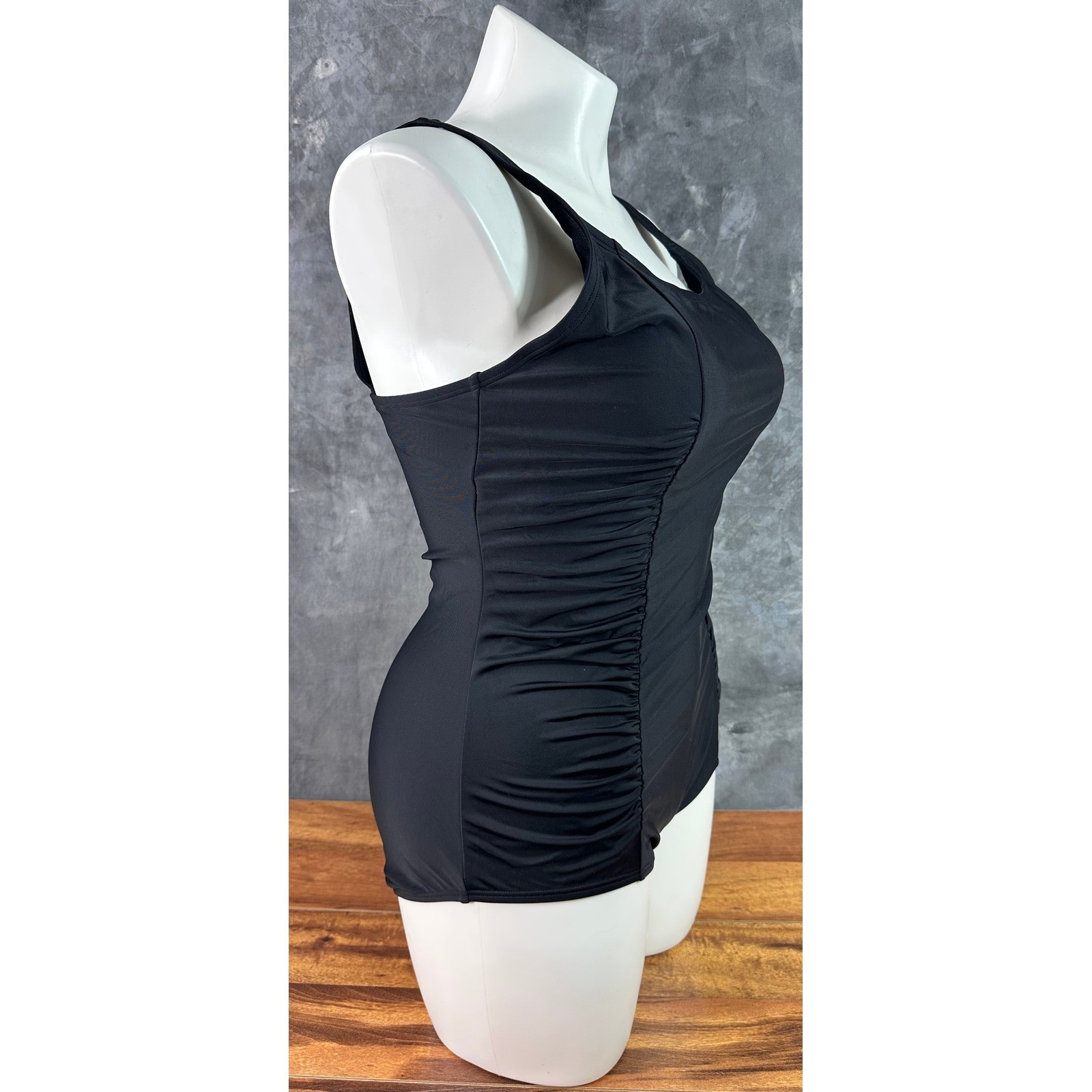 Speedo Women’s Style # 7722256 Black Ruched 1 Pc Swimsuit sz XXL (16257) NEW