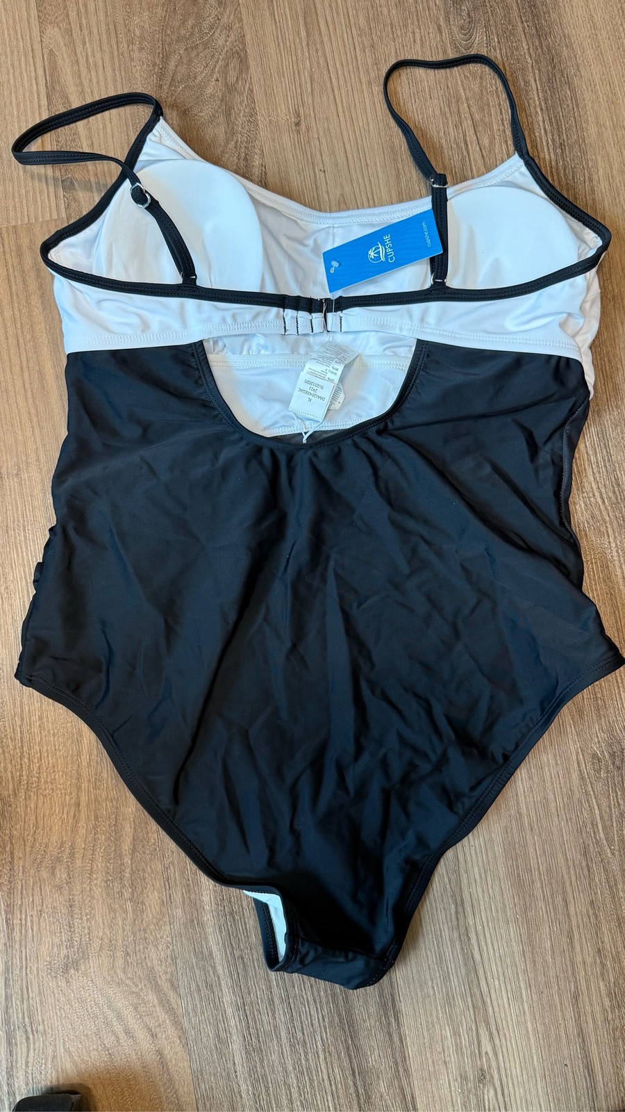 Cupshe One Piece Swimsuit Women’s XL Black White Color Block Mesh Ruched