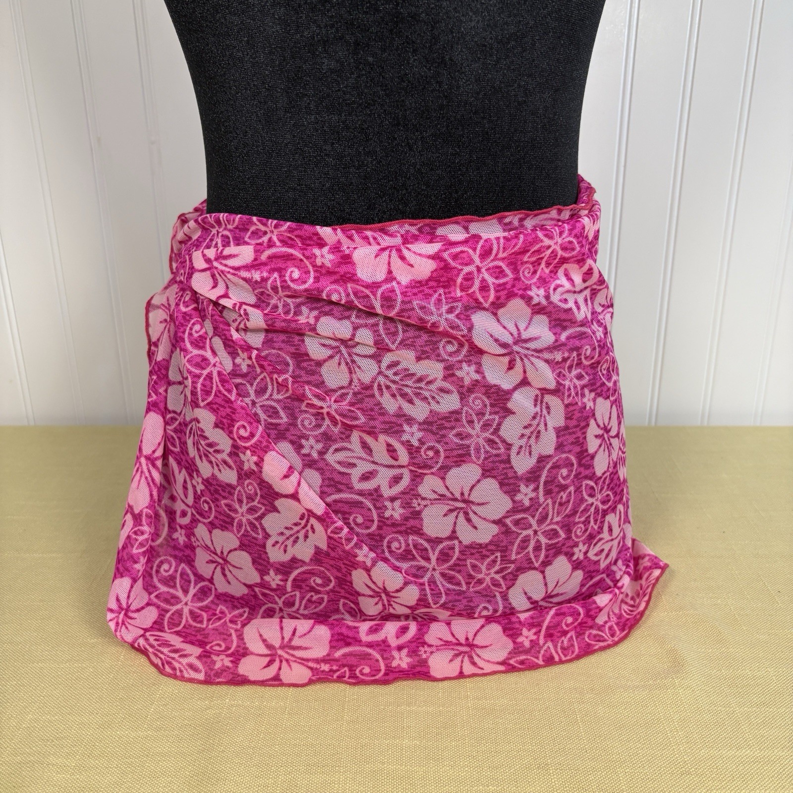 2000s Hot Pink Hawaiian Semi-Sheer Sarong Swim Coverup Tie Pool Swim Y2K OS