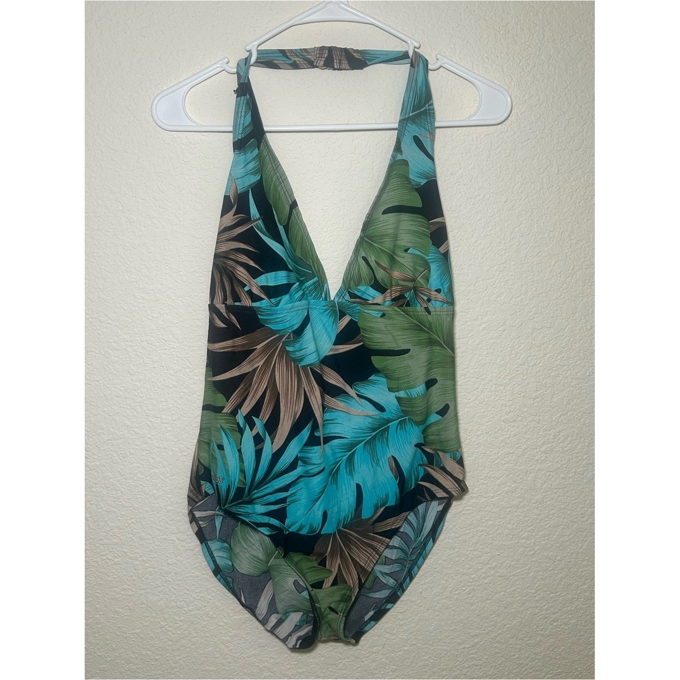 Speedo Womens Tropical Halter One-Piece Swimsuit Green Teal Vacation Beach Resor