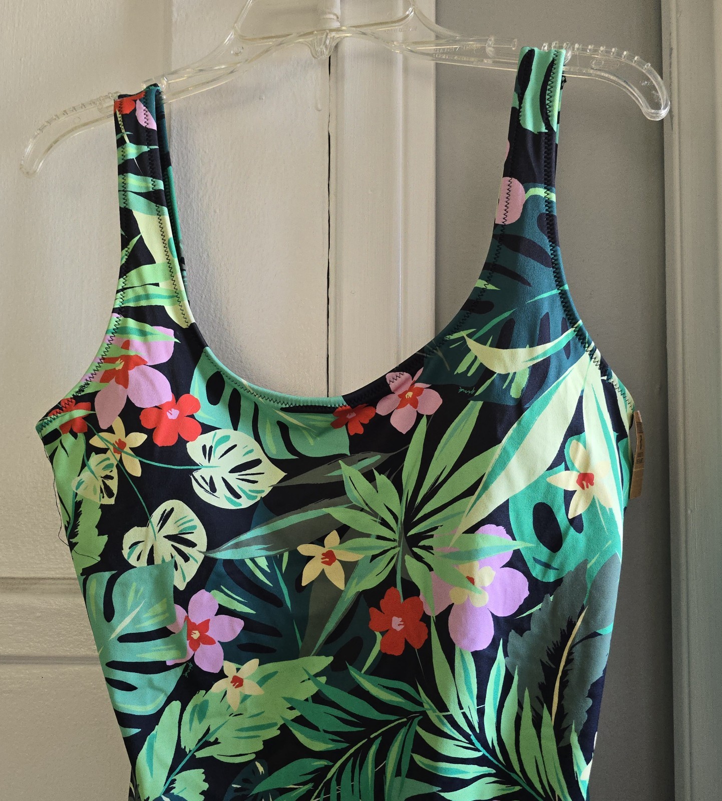 Victoria’s Secret Pink Tropical Floral Scoop Neck Swimsuit Black size M