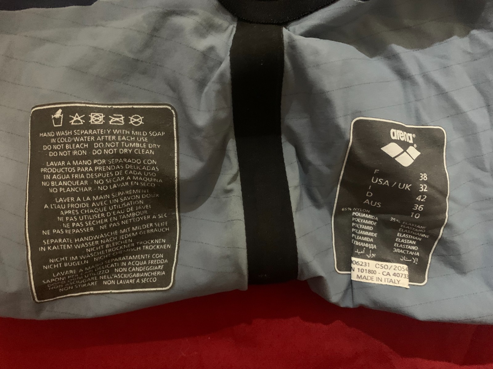 ARENA Women’s Standard Open-Back Powerskin Carbon Air2 Kneeskin Racing Size 32