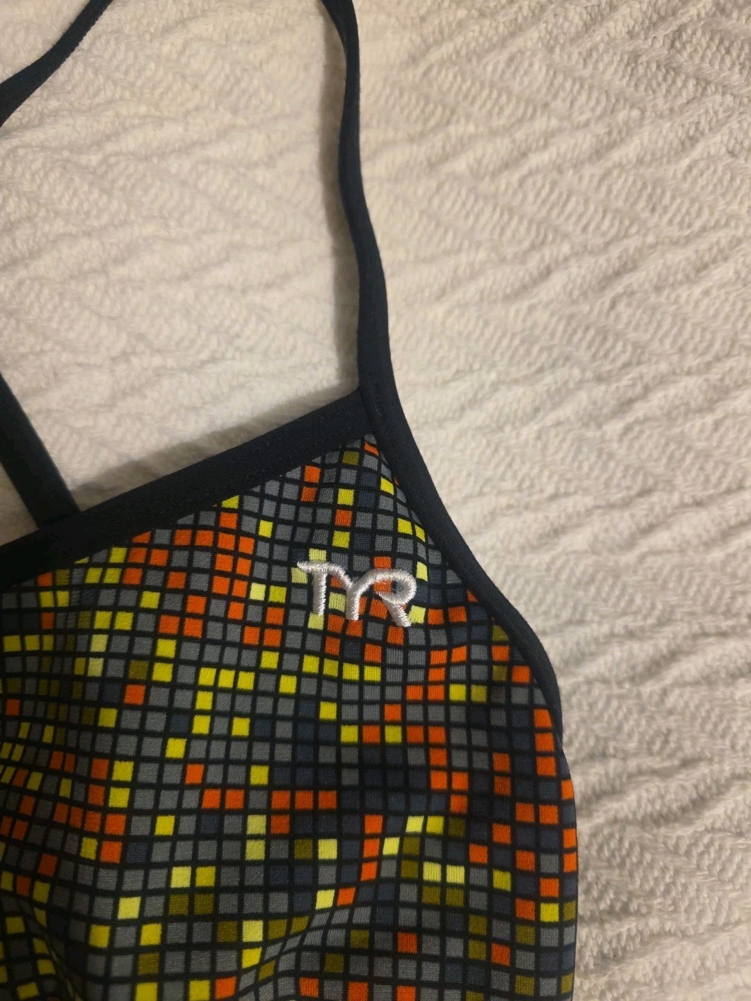 TYR Atomic diamondfit, Womens 36, Black, Green, Orange,chartruce Green, Yellow
