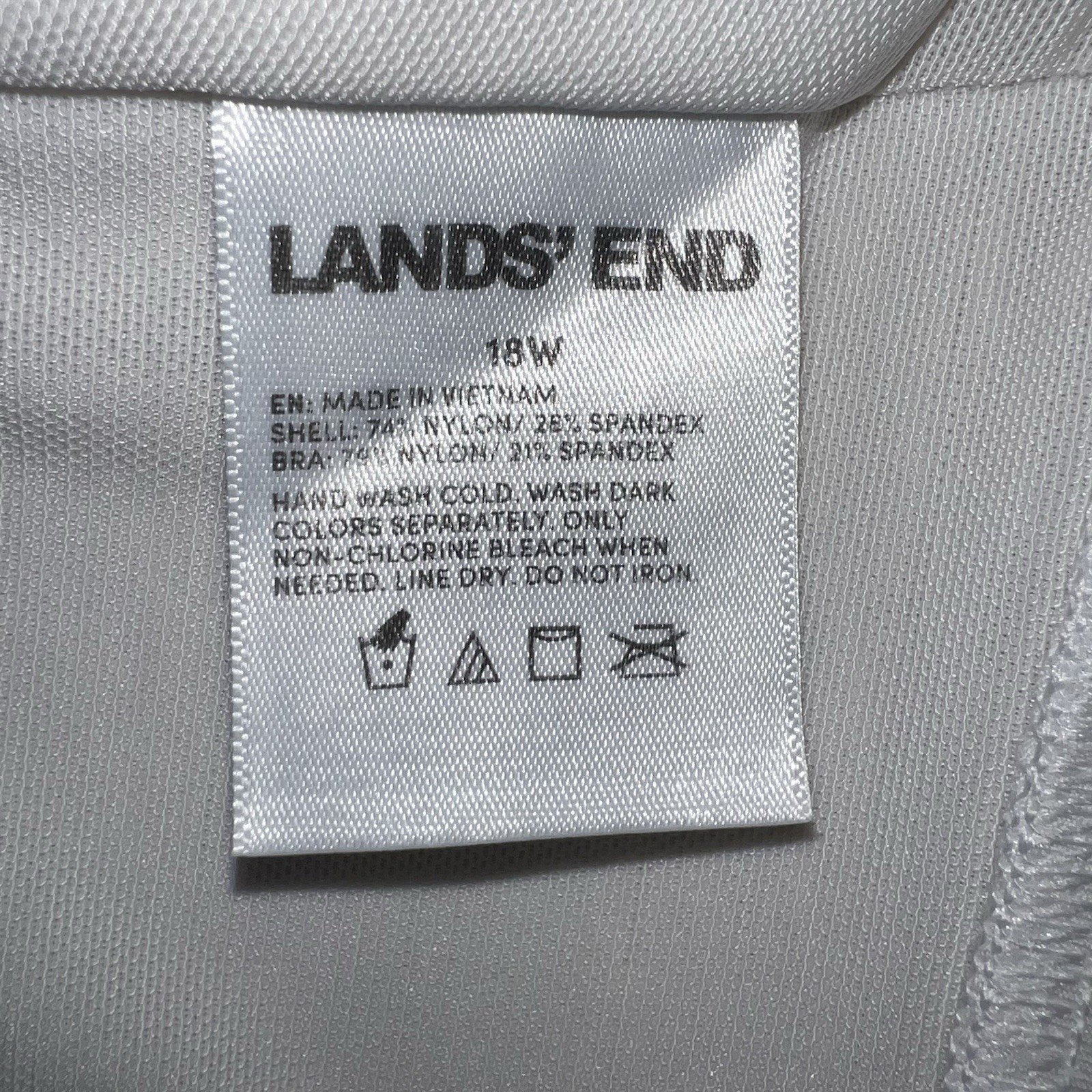 Lands’ End 18W Bikini Swim Top White Underwire Bra Lined Ruched Plus Size