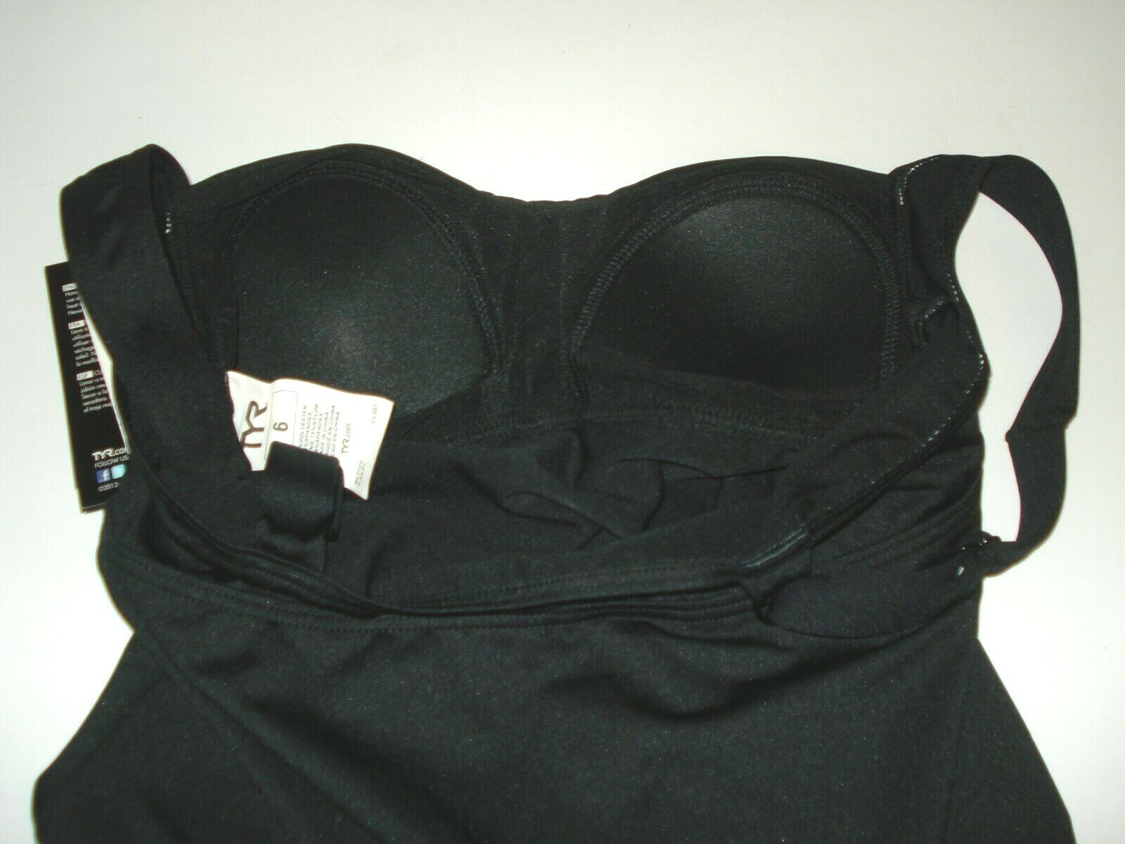 TYR Durafast Twisted Black Bra Tankini Top Size 6 NWT