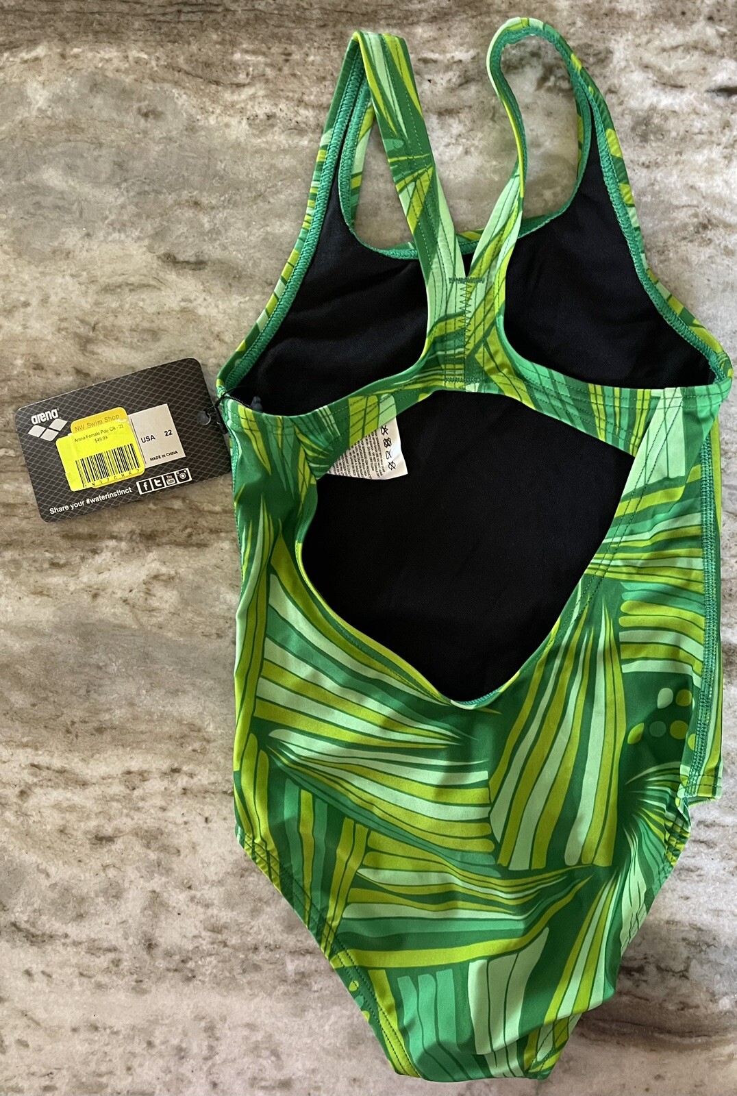 NWT Arena Women’s Competitive Training Suit GREEN Design Size 22