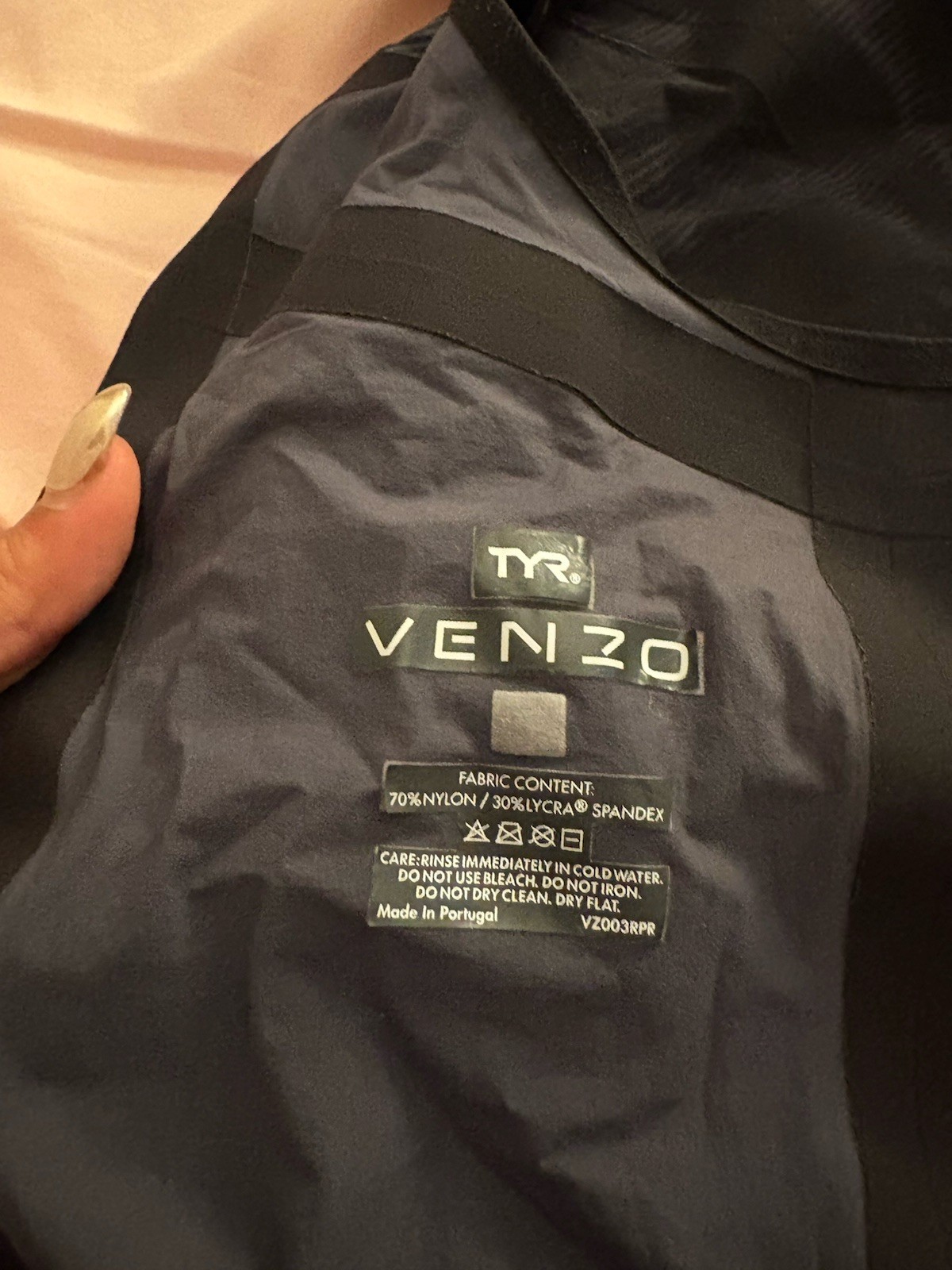 TYR Venzo Women’s Open Back Tech Suit Size 27 Kneeskin Swimsuit