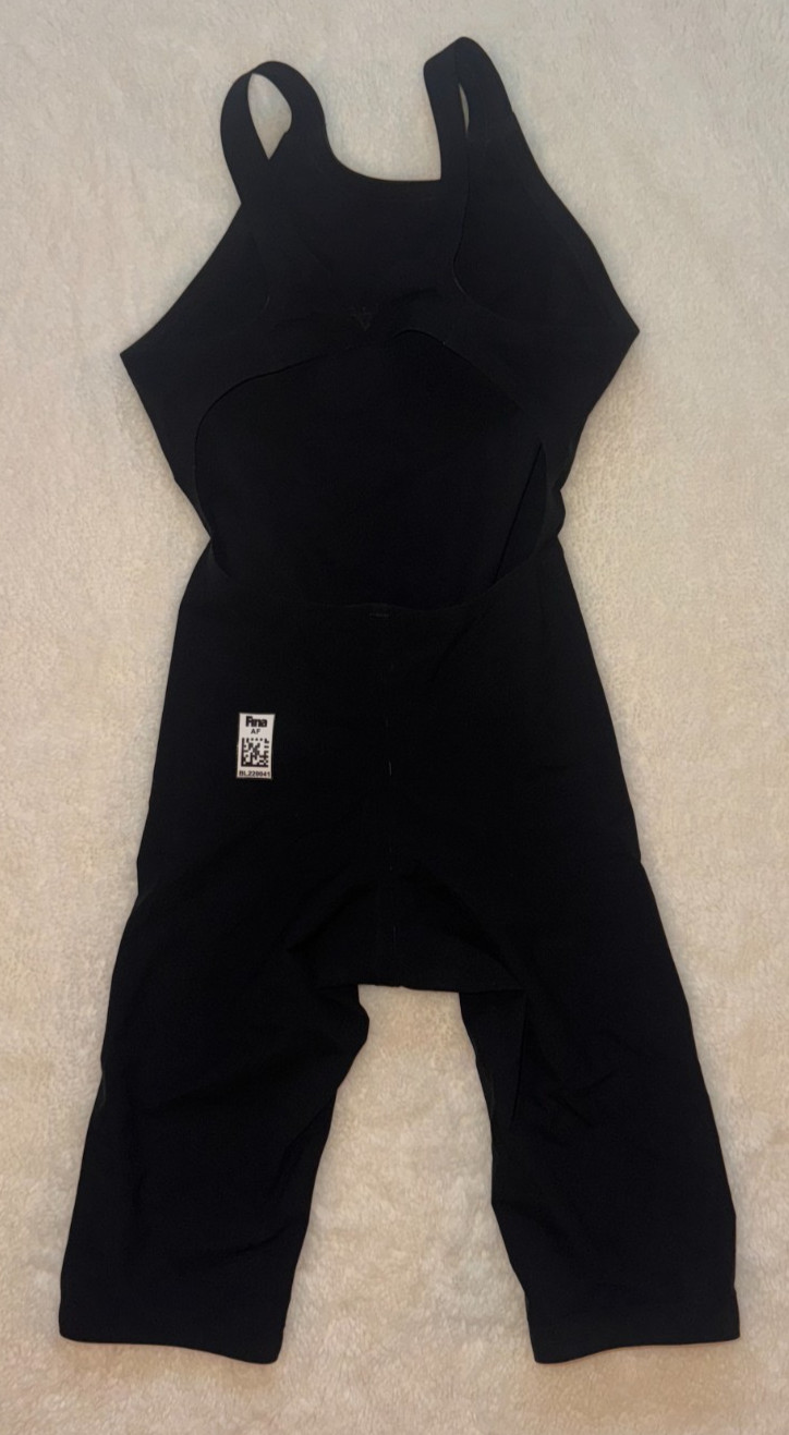 Blueseventy NeroTX Kneeskin – Swim Racing Tech Suit – FINA Approved – Size 20