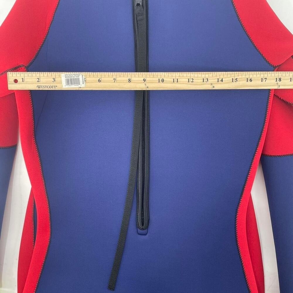 JMJ Red & blue wetsuit with full coverage and zipper closure (unisex)