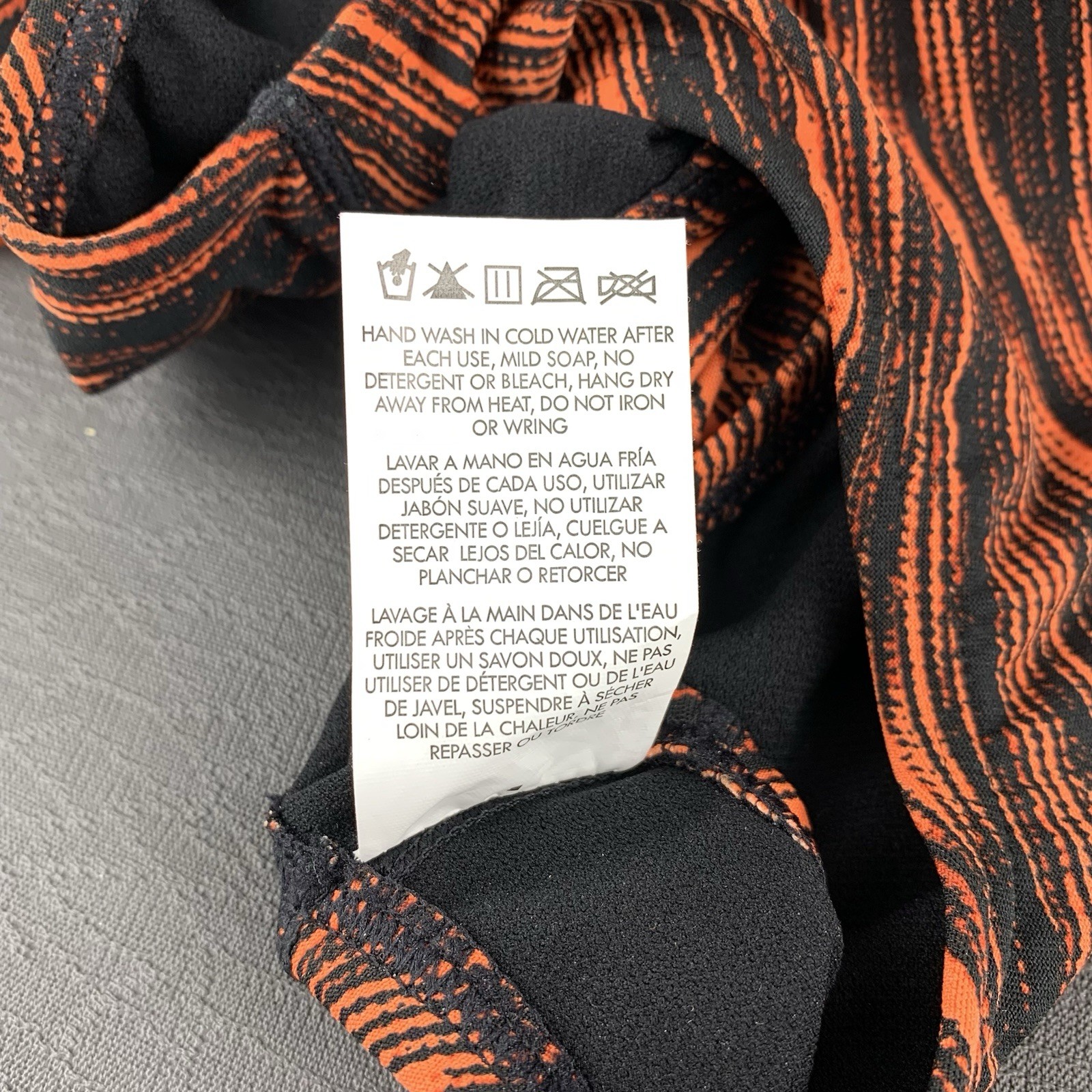 TYR Women’s Fizzy Cutoutfit E-BB Swimsuit Size 24 Black and Orange NWT