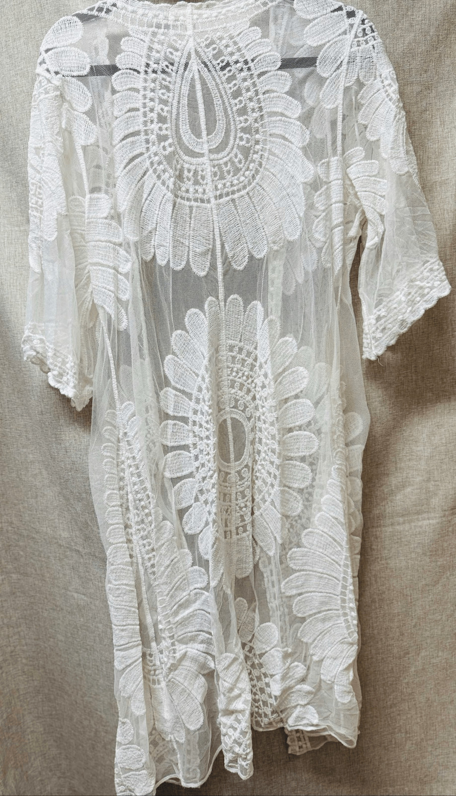 Adiva size medium cover up color white