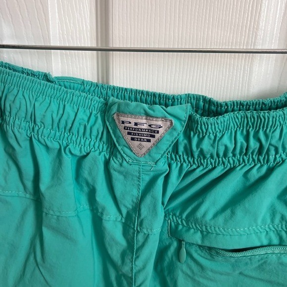 Columbia Ladies PFG Fishing Shorts Elastic Waist Quick Dry Outdoor Teal Size S