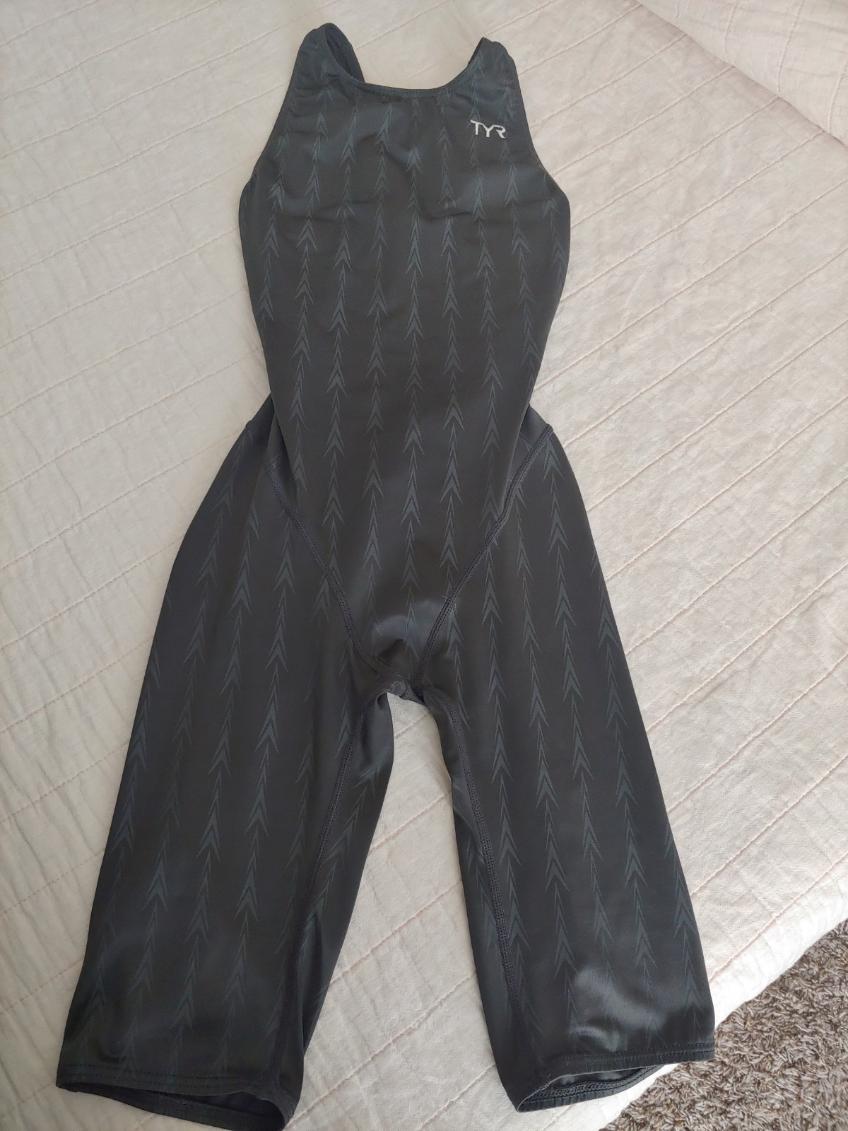 TYR Women’s Fusion Open Back Kneeskin Tech Suit Swimsuit Size 28