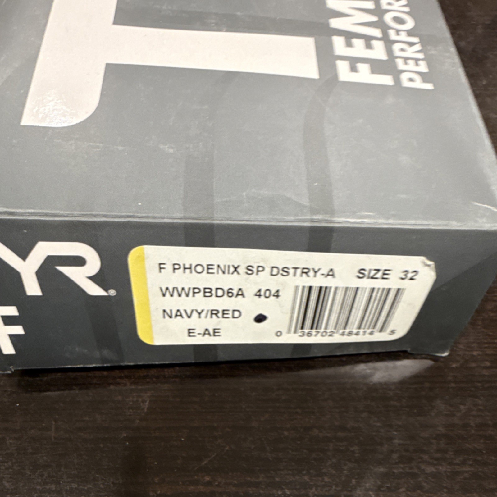 TYR Phoenix SP DSTRY-A Competitive Swimwear Swimsuit Size 32 for Swimming