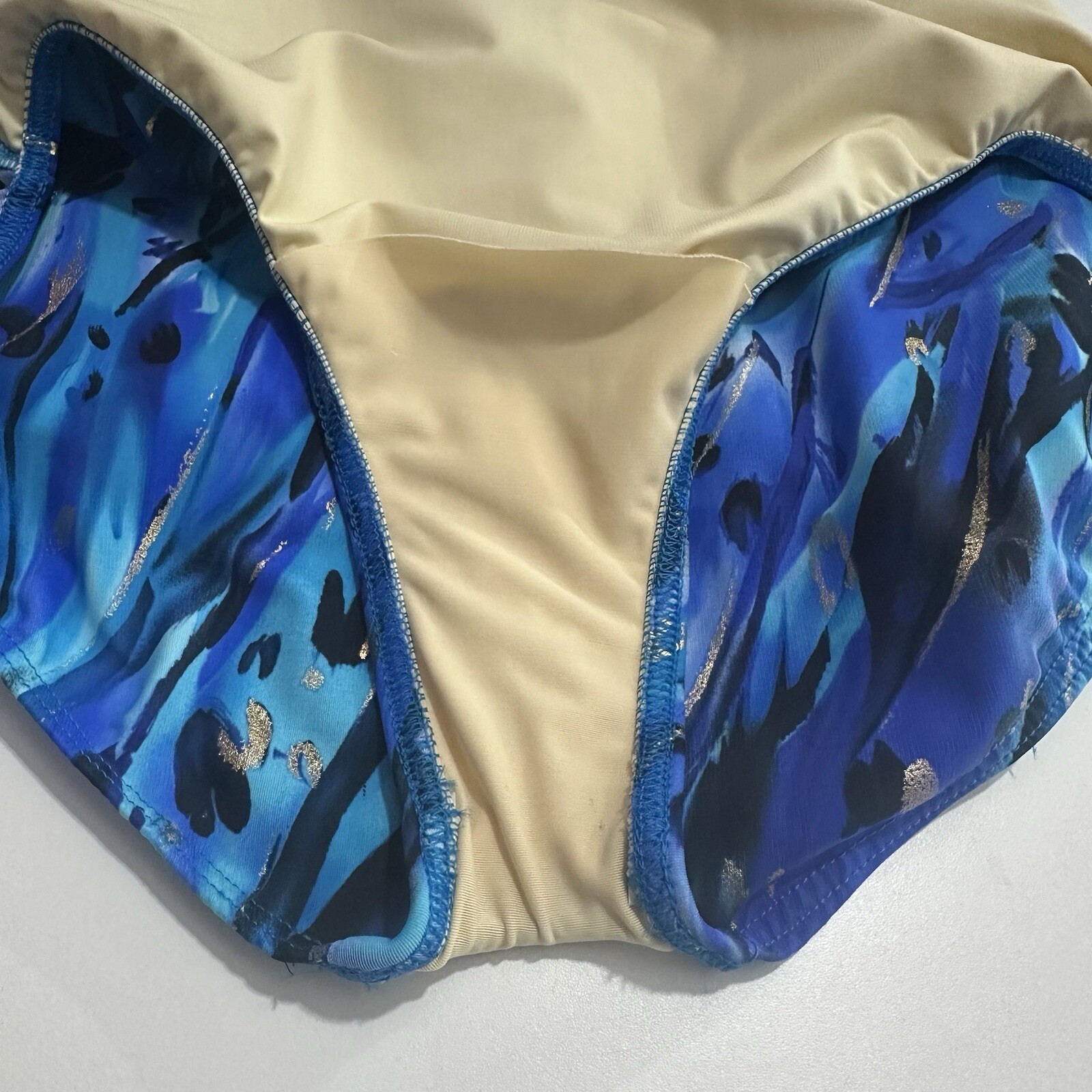 Miraclesuit Animal Magnetism Temptress Wrap One Piece Swimsuit Blue Gold Size 6?