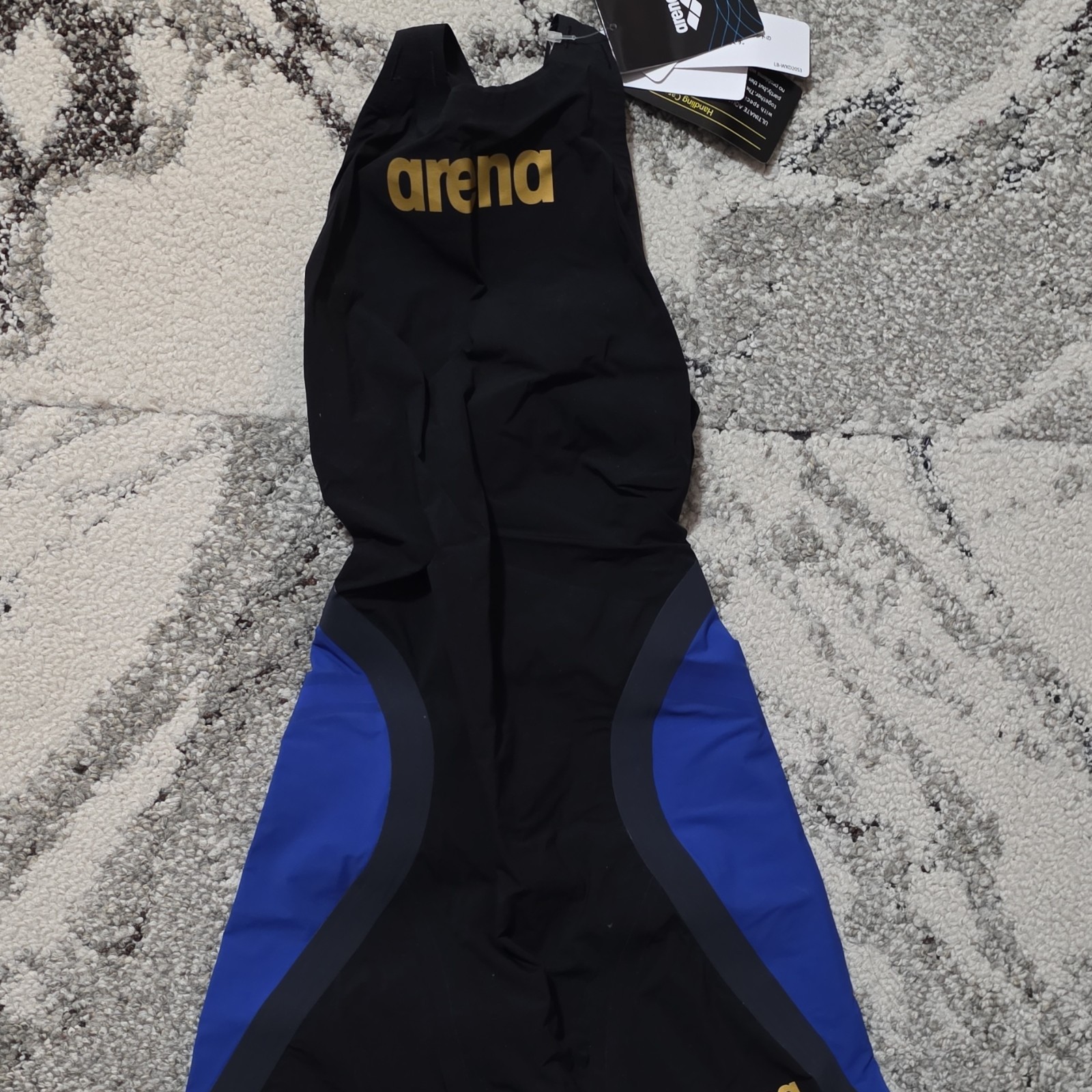 Arena Women’s Ultimate Aquaforce X open back size SSS (3)