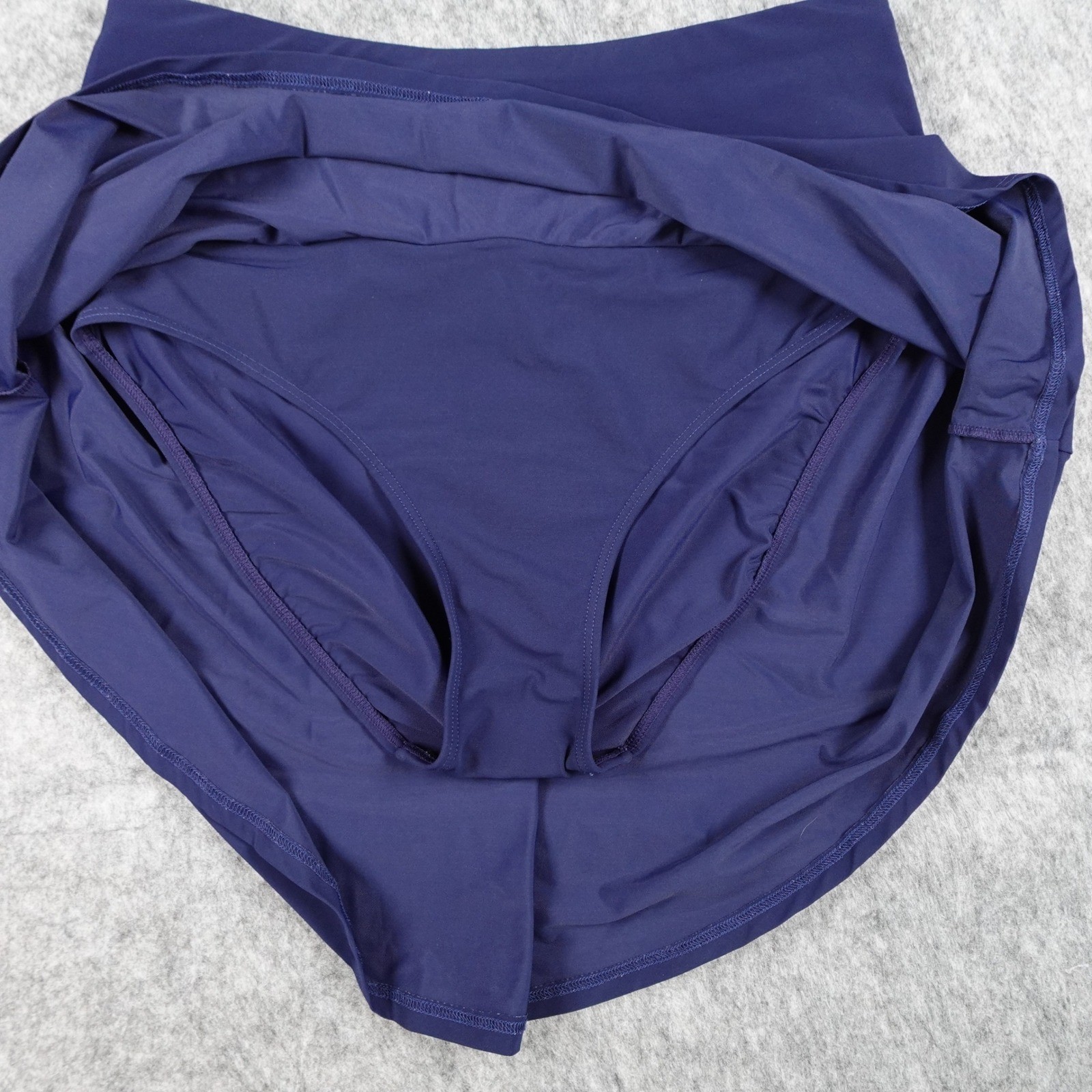LL Bean Skirt Women 12 Navy Blue Swim Skort Shaping UPF 50 Sun Protection