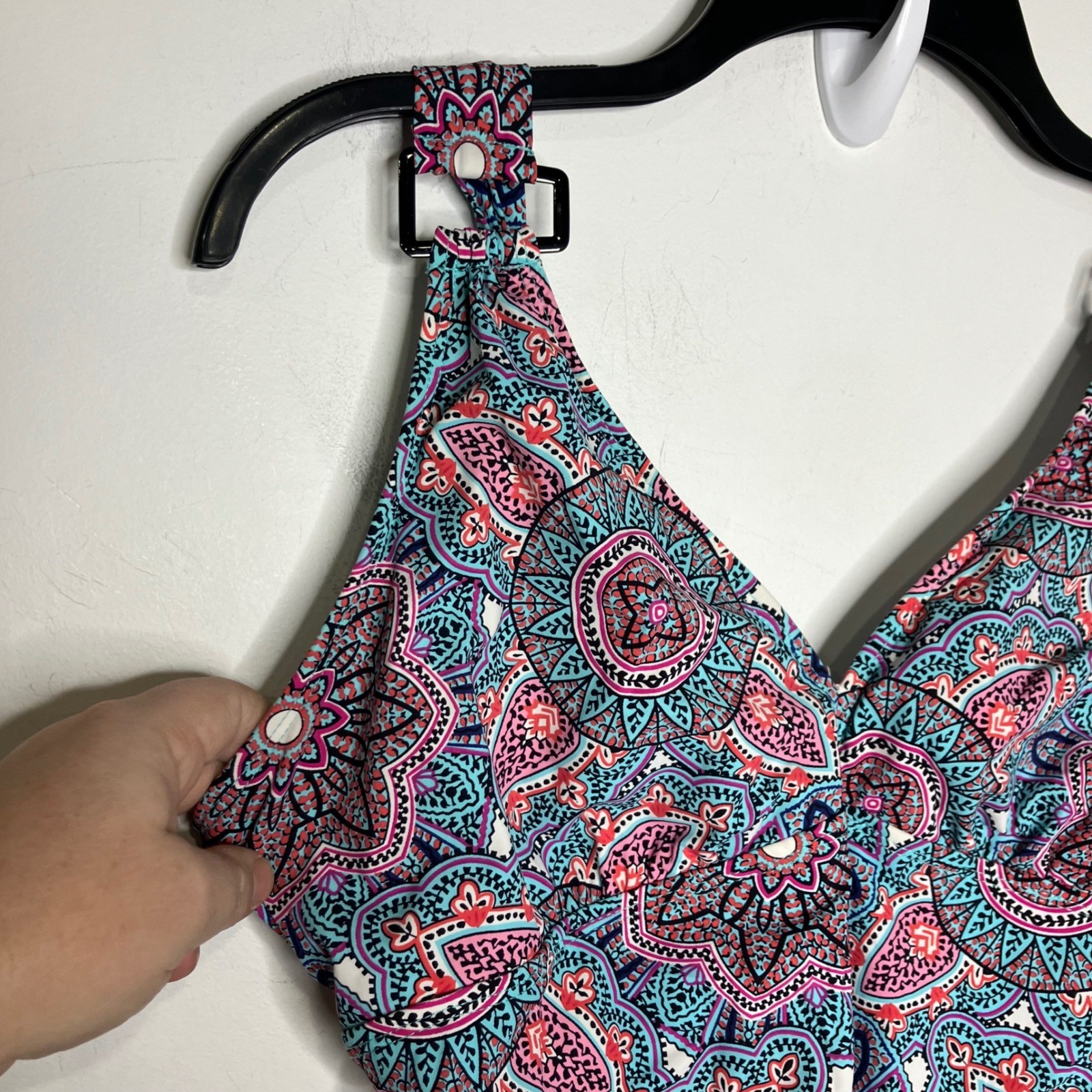Assets by sara Blakely Spanx one piece swimsuit women’s size Xl blue pink