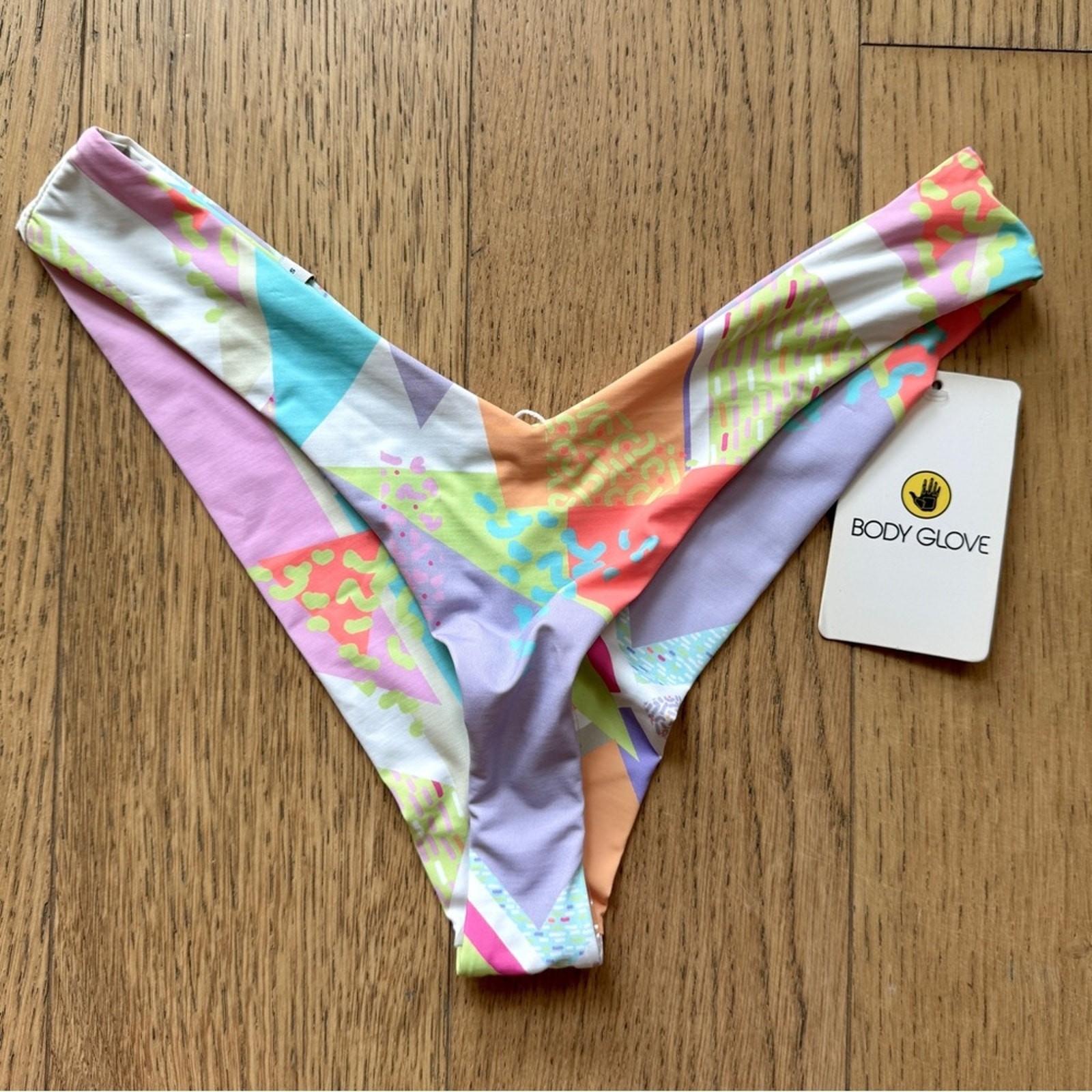 Body Glove Printed Bikini Top Size S – Bottom Size XS – NWT