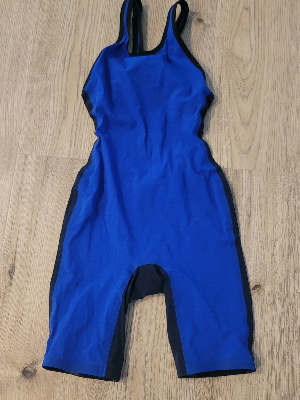 ARENA Women’s Open-Back Powerskin Carbon Kneeskin Tech Suit SIZE 32 US
