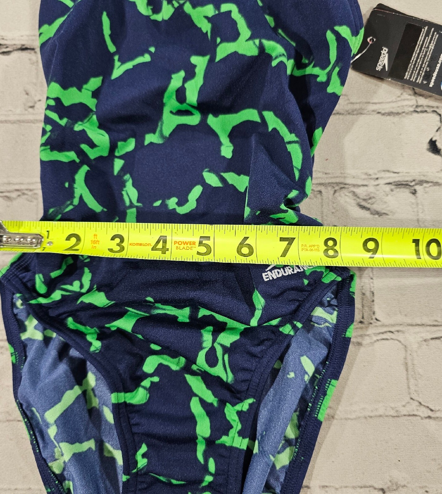 Speedo YOUTH WOMENS SIZE 22 Endurance+ Flyback Competition Swimsuit Wrack It Up