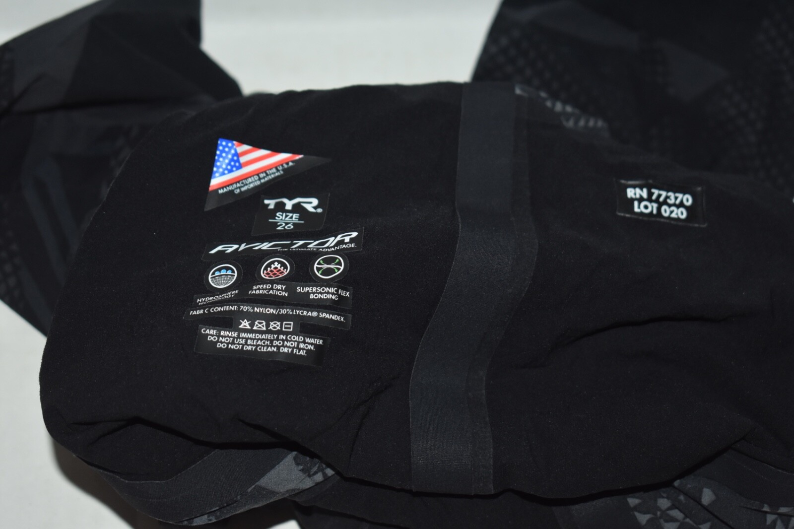 TYR Avictor Closed Back Size 26 Tech Suit/Fastskin 77370