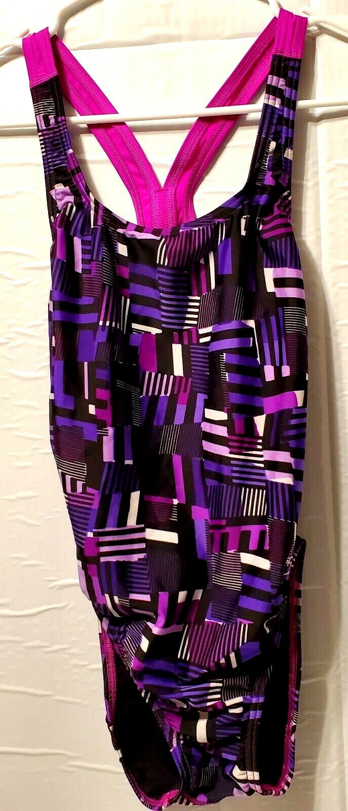 Speedo Pro Women One Piece Swimsuit Stripe Open Back Purple Pink Swim Geometric