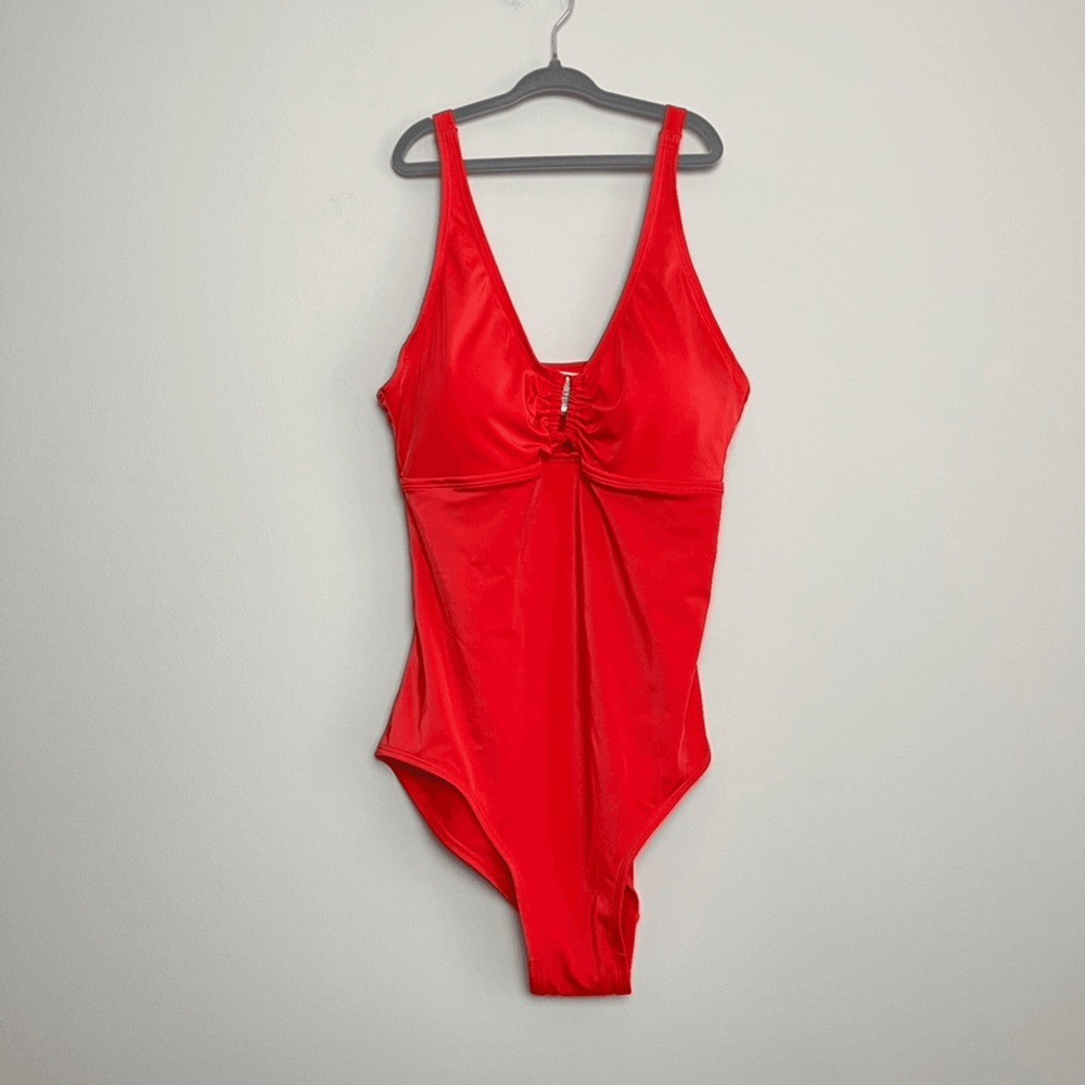 Serra Red Keyhole Front Padded Pull On One Piece Swimsuit Women’s Sz L
