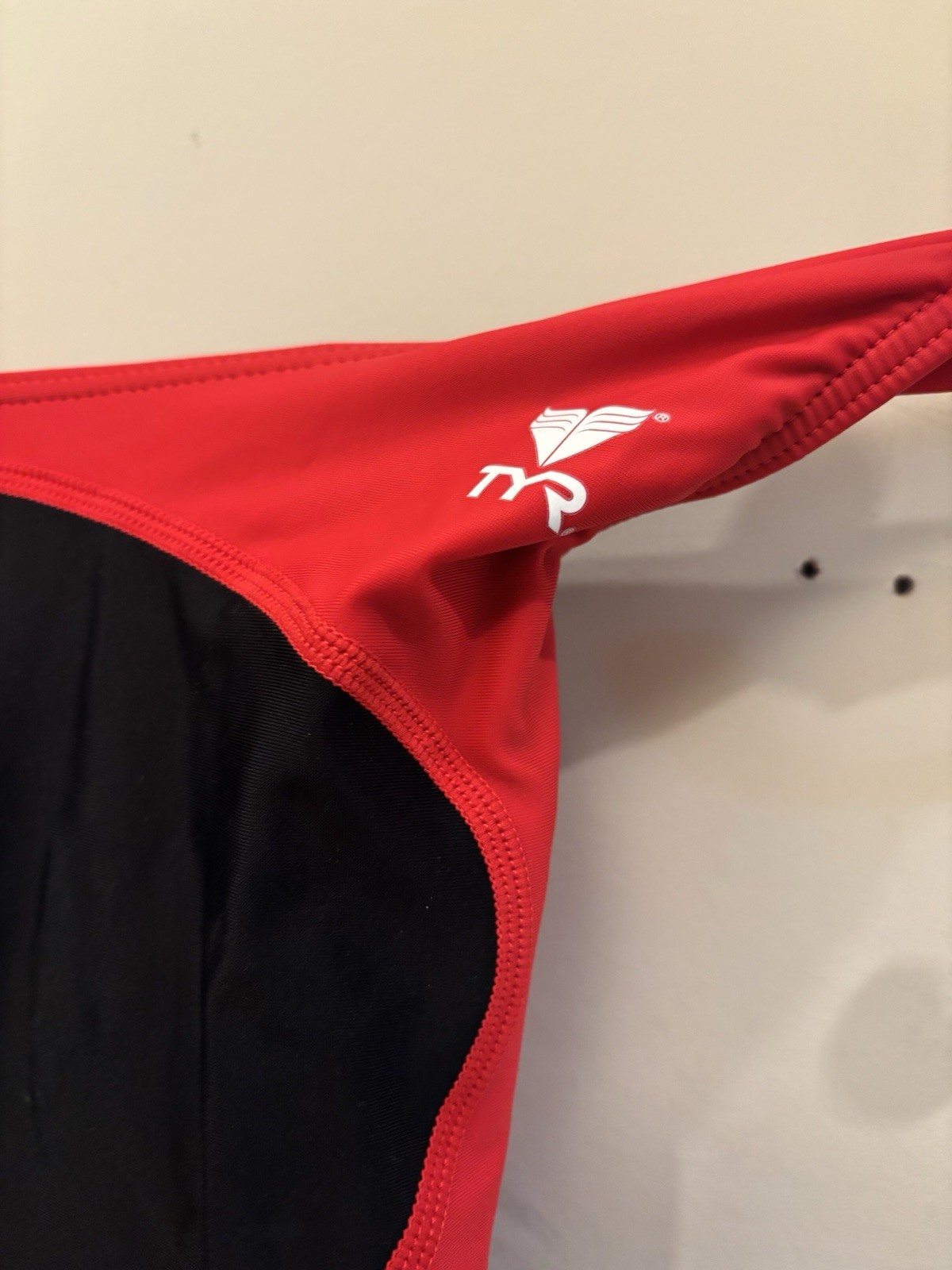 TYR Female Racing Suit Malit1A Size 34