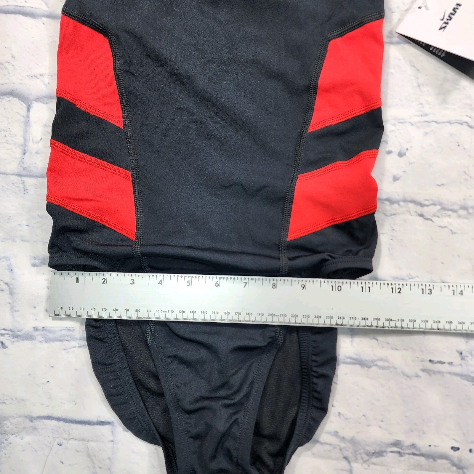 Nike Swimsuit WOMENS SIZE 32 Vex Racerback One Piece Colorblock Black Red Swim