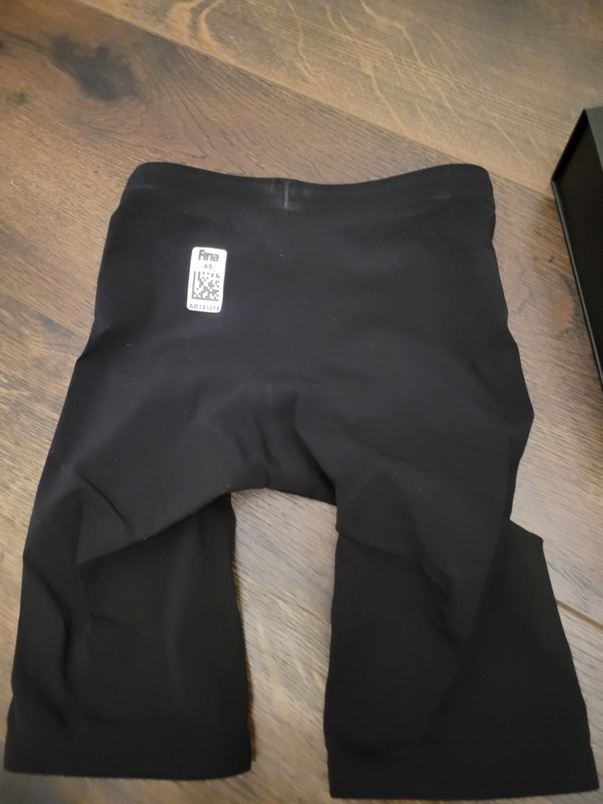 Arena Carbon Air 2 techsuit Color: Black/Black/Gold Size:22 Not worn