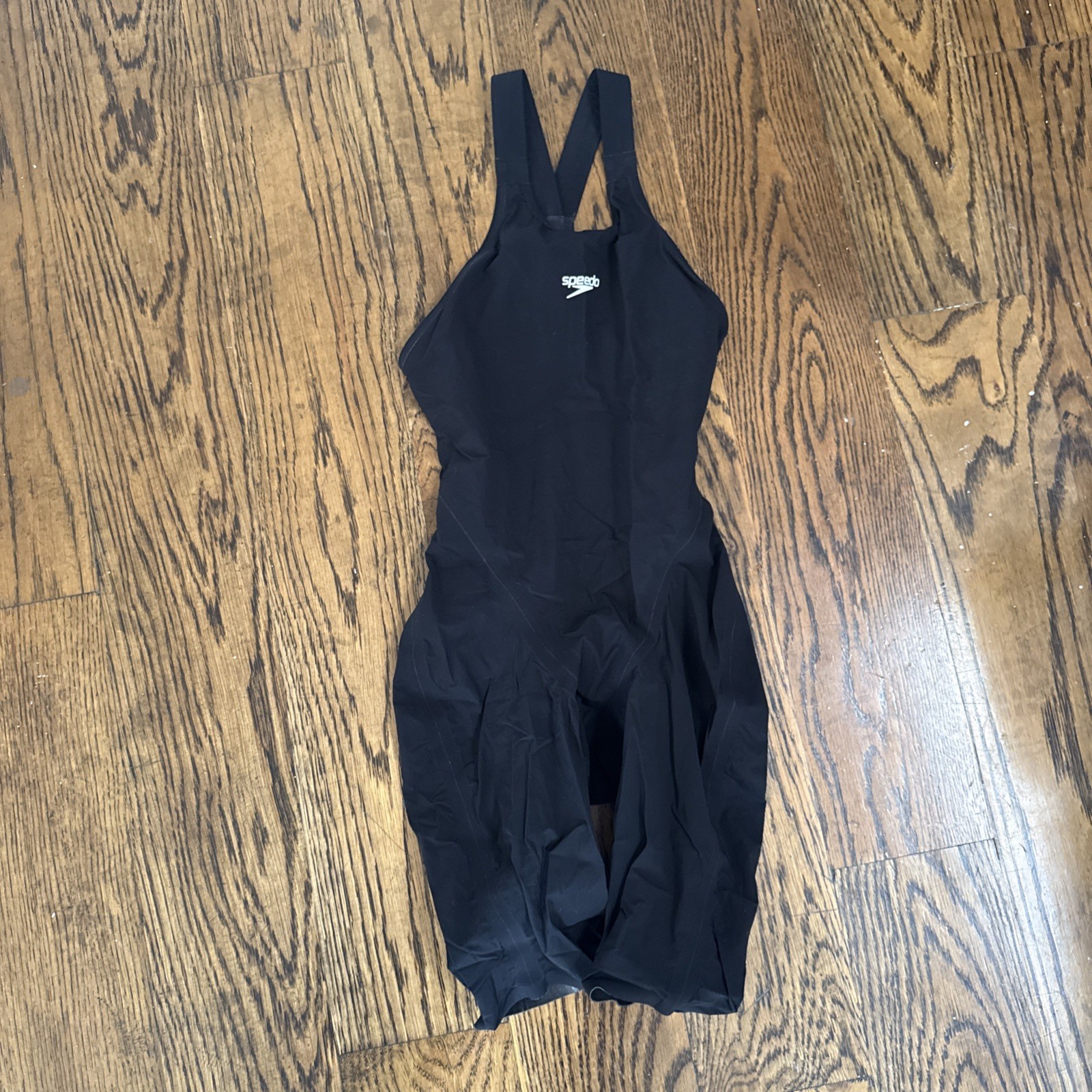 Speedo Valor 1.0 Closed Back | Size 20 | Color: Black