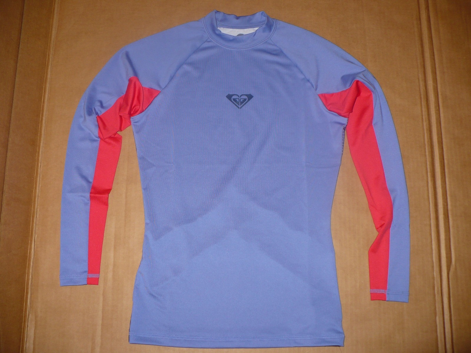ROXY XY Long Sleeve Rashguard NWT Medium Chambray UPF 50+ M