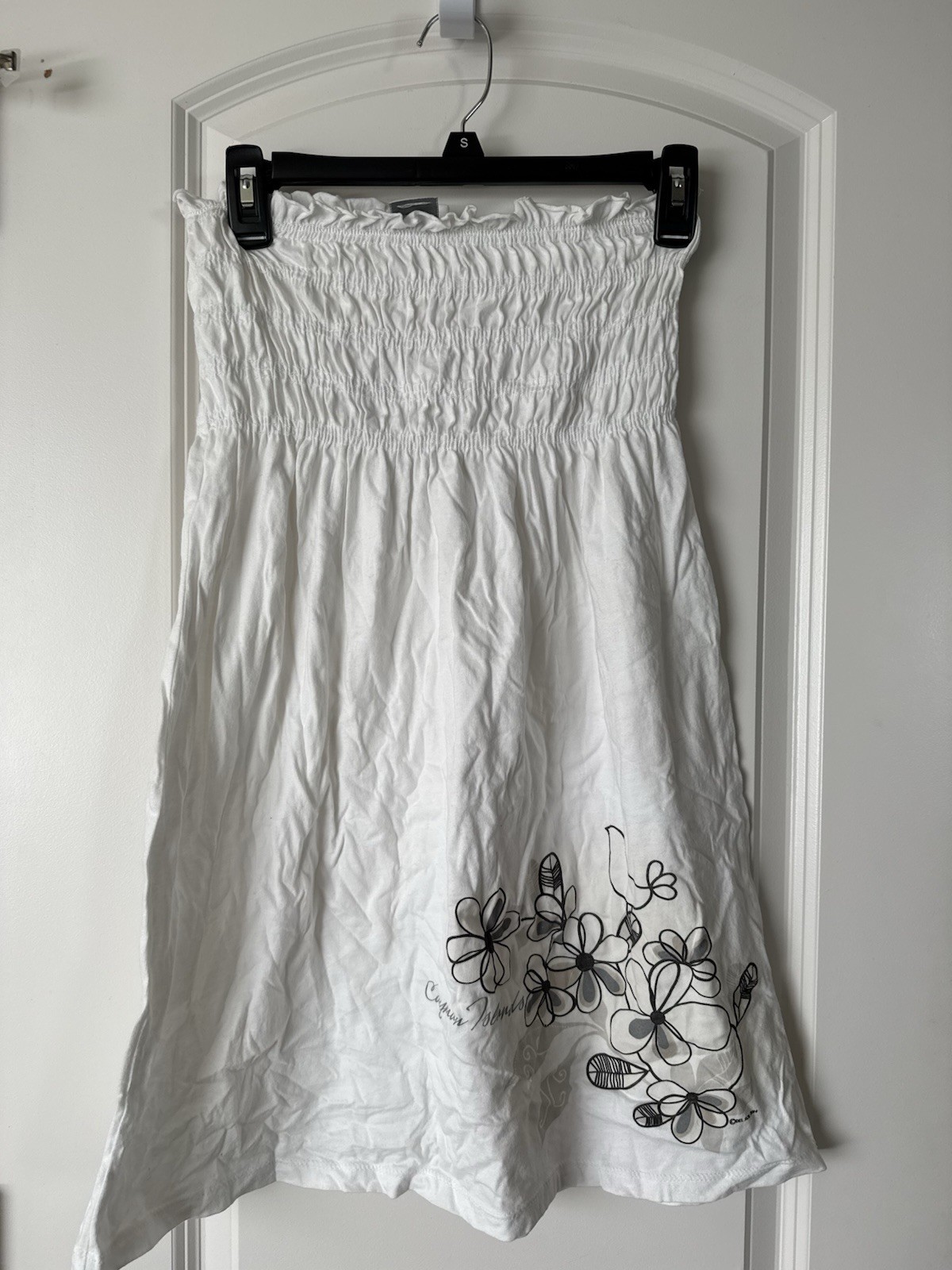 EUC Del sol Cayman Islands White Swim Cover Up XS