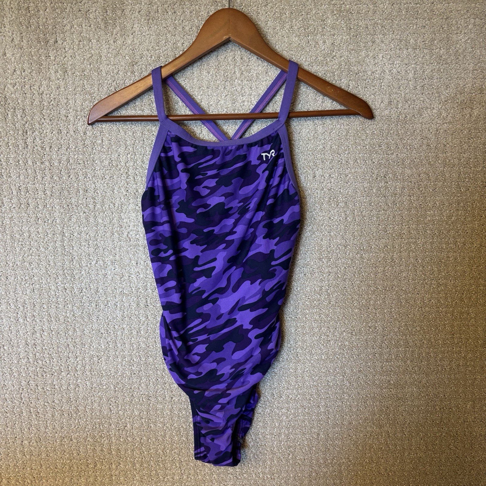 TYR Durafast Elite Fizzy Diamondfit Purple Size 30 Racing Swimsuit Dura Fast