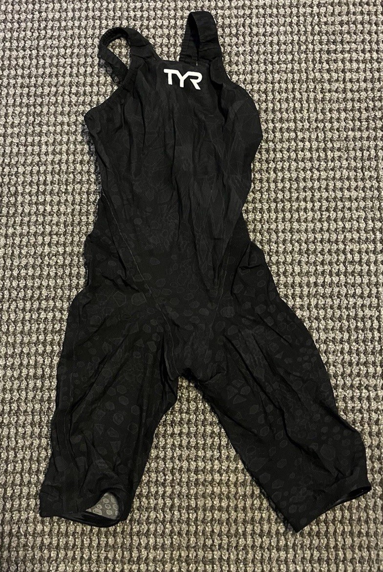 TYR Avictor Tech Suit Competitive Swimwear Women Size 27