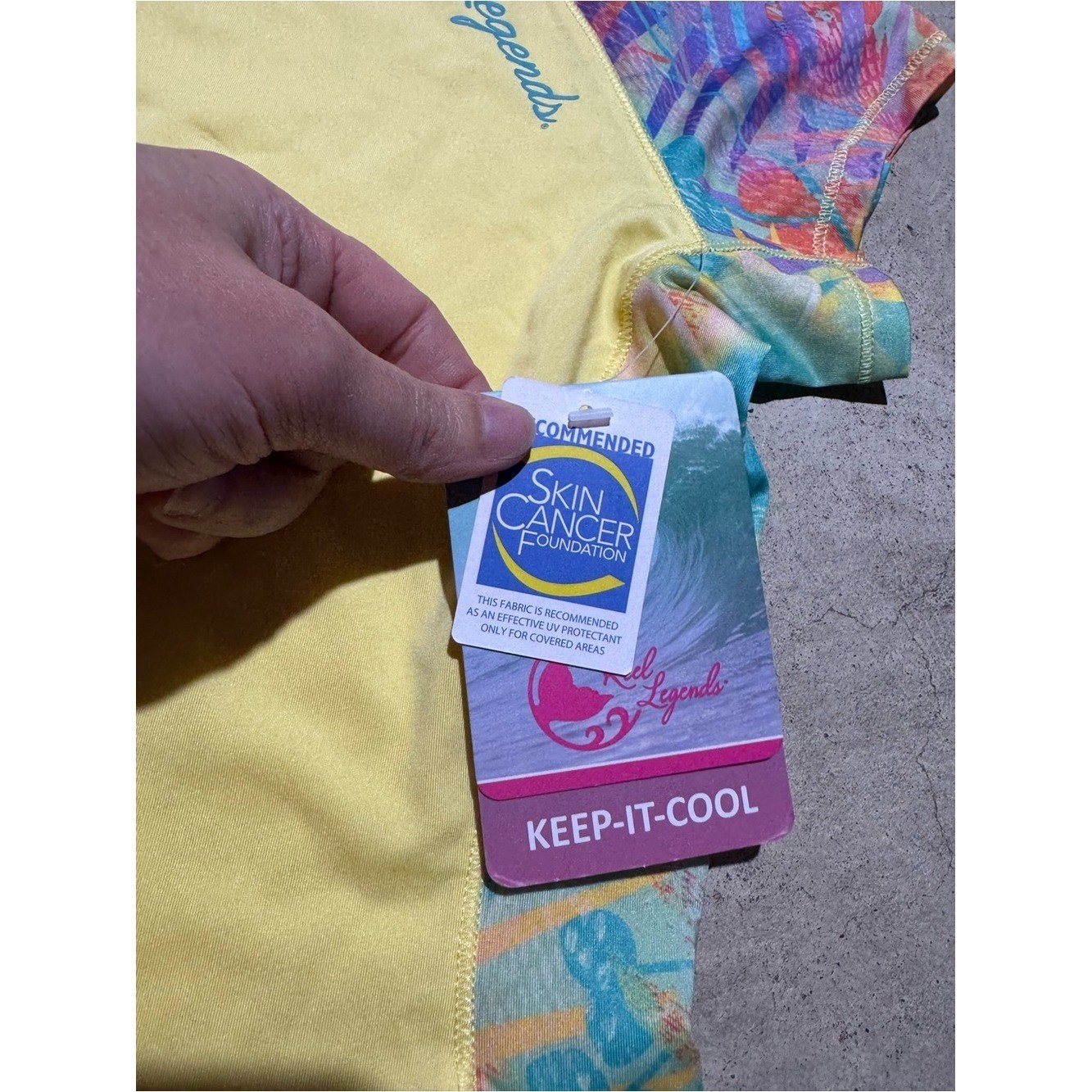 Reel Legends NWT Rash Guard Women Size Medium Yellow Tropical Short Sleeve Swim