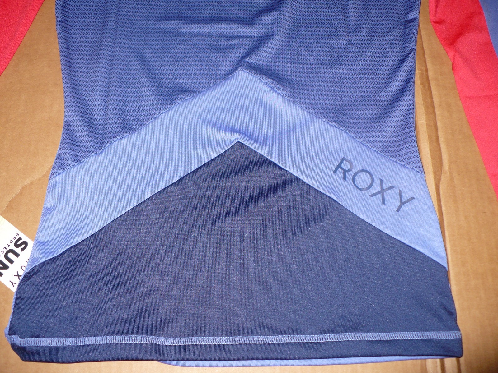 ROXY XY Long Sleeve Rashguard NWT Medium Chambray UPF 50+ M