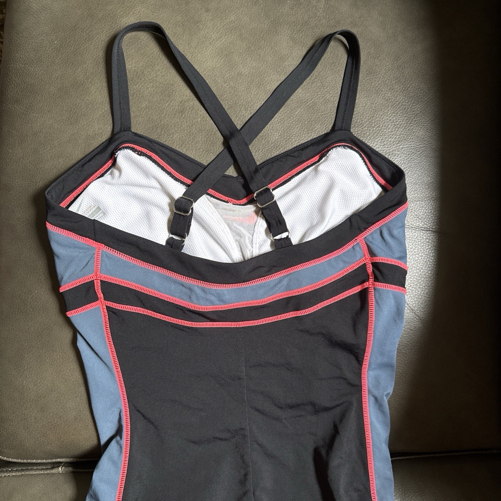 NIKE One Piece Swimsuit Sz 12 Black Neon Red Colorblock X-Strap Back Athletic