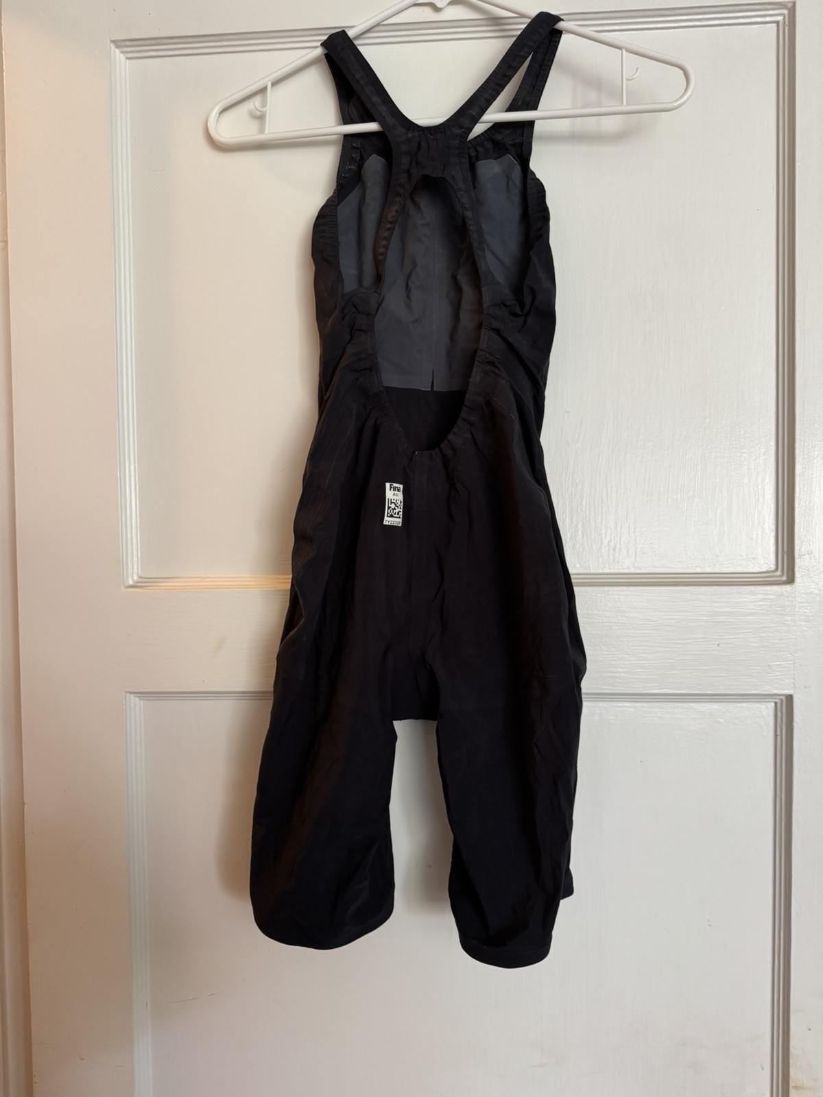 TYR Invictus Tech Suit Size 30 Regular Black Swimming