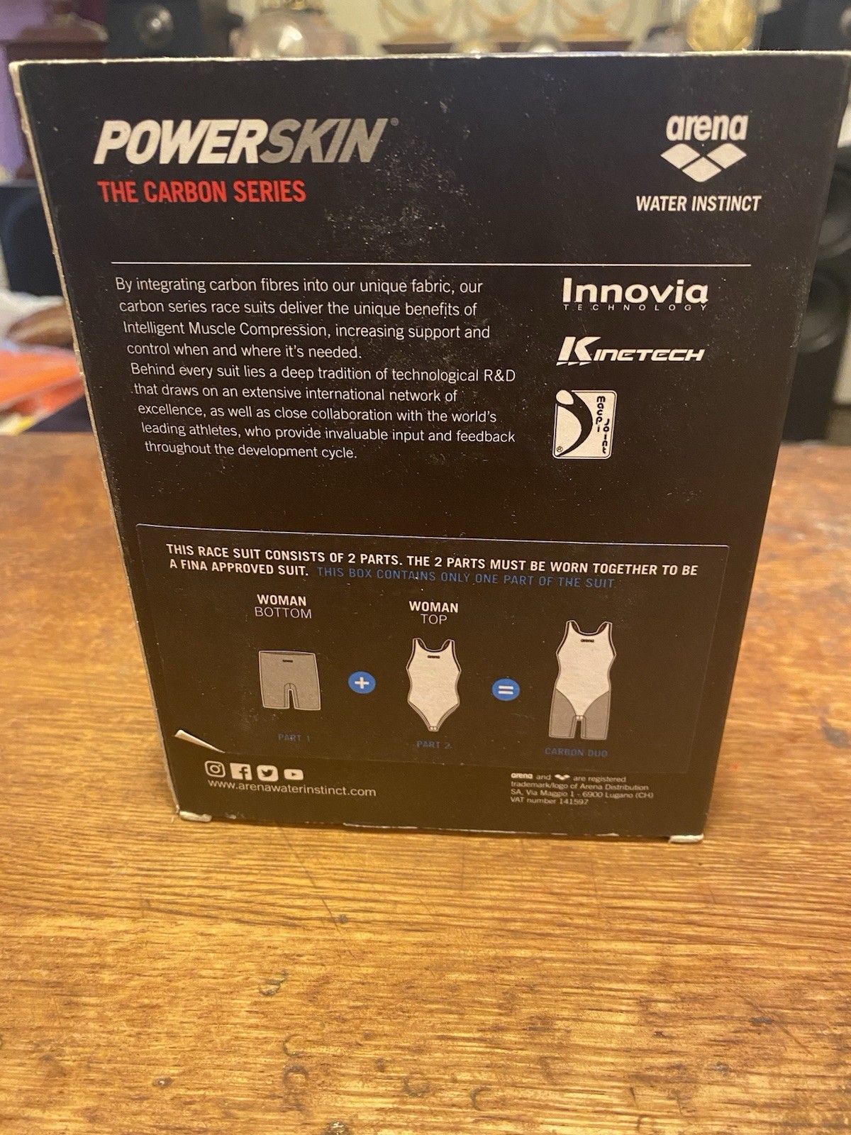 Arena Powerskin Carbon Duo Top NWT