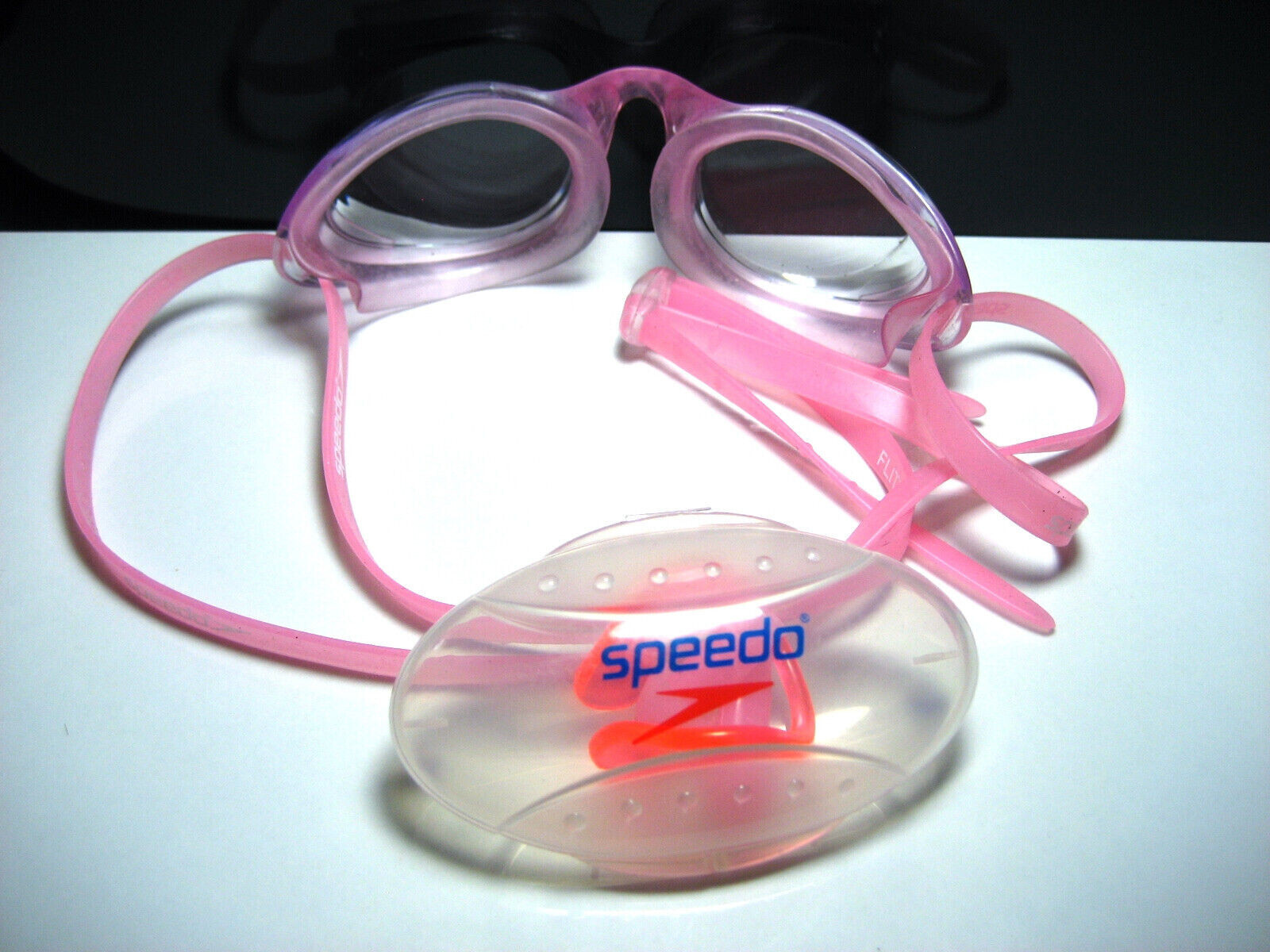 SPEEDO Women’s Pink Goggles Swimming SET Nose Plug Earplugs With Case