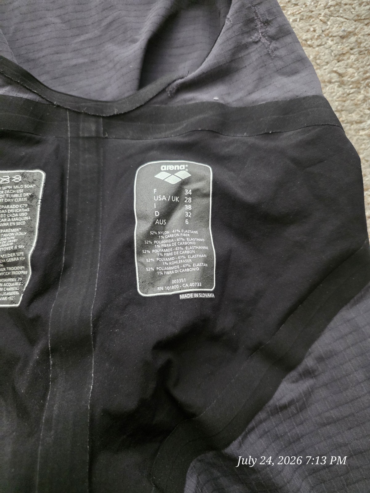 Arena Carbon Kneeskin Gray Size 28 WITH FLAWS (see pictures)