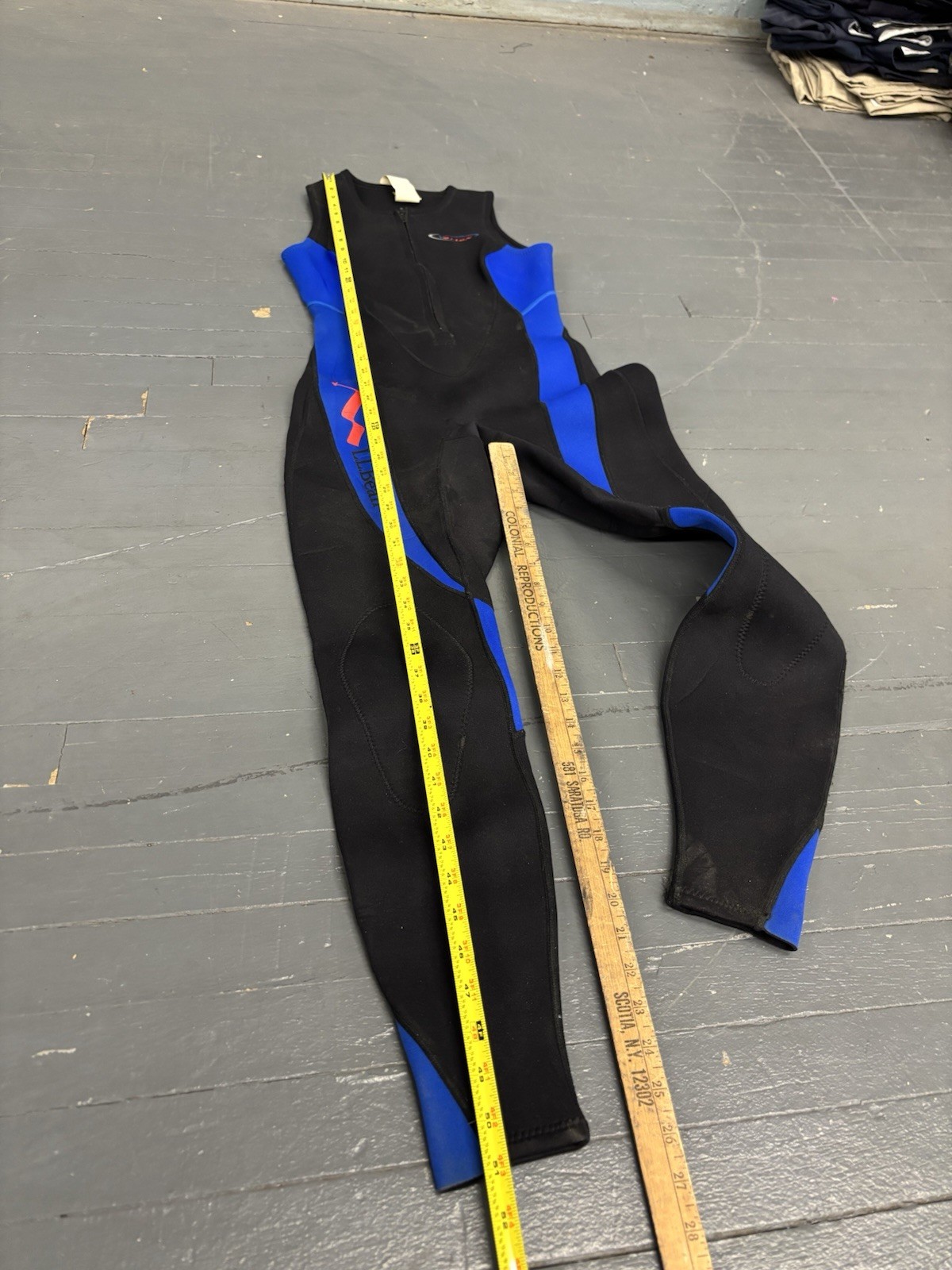 Vintage L.L.Bean Wet suit Sz 8 Black & Blue Deep Sea Water Sports Scuba Dive
