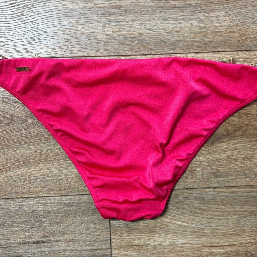Victoria’s Secret Very Sexy collection Y2K bikini bottoms w/ gold chain