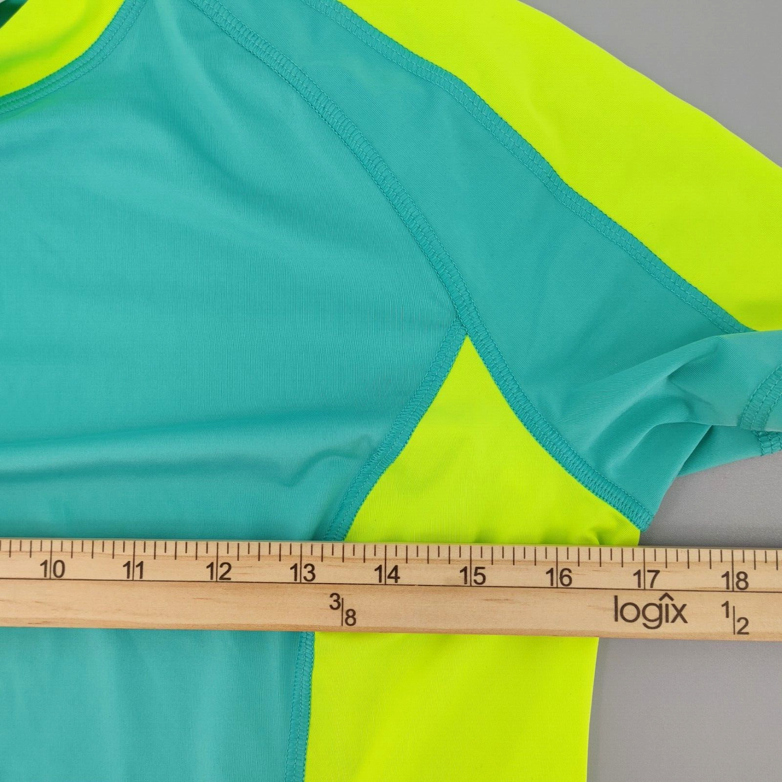 Speedo Rashguard Womens Medium Green Swim Top UV Protection Outdoor Beach