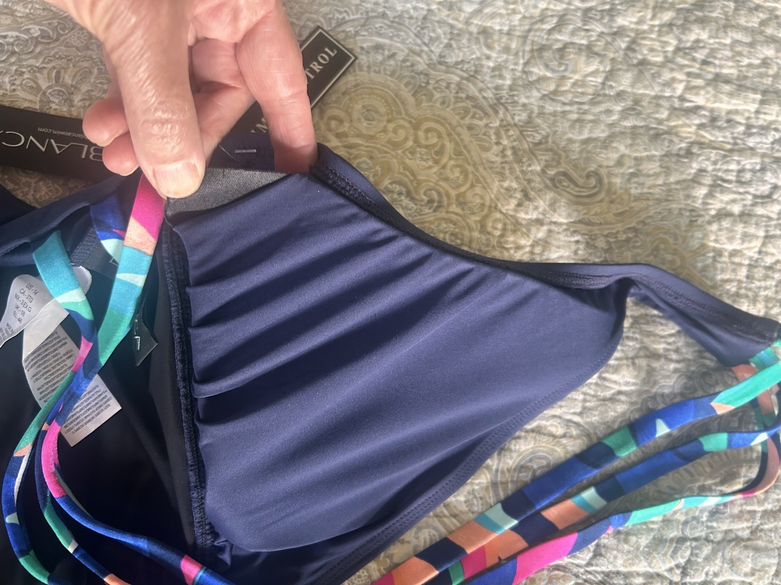 Women’s One Piece Swimsuit, Brand, La Blanca, NWT, Size 14, Excellent Condition￼